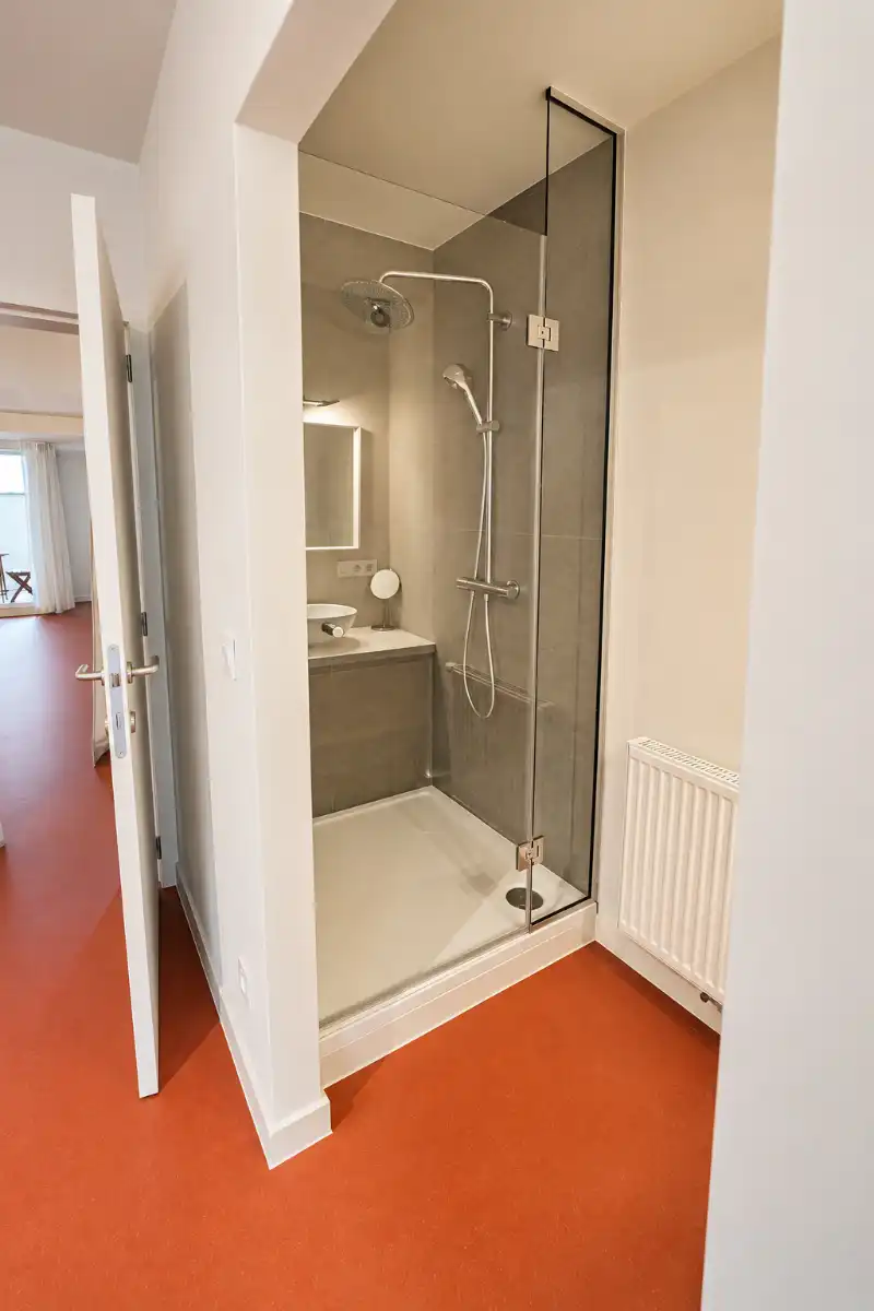 All-in polyvalente ruimte met gemeenschappelijke keuken foto 9