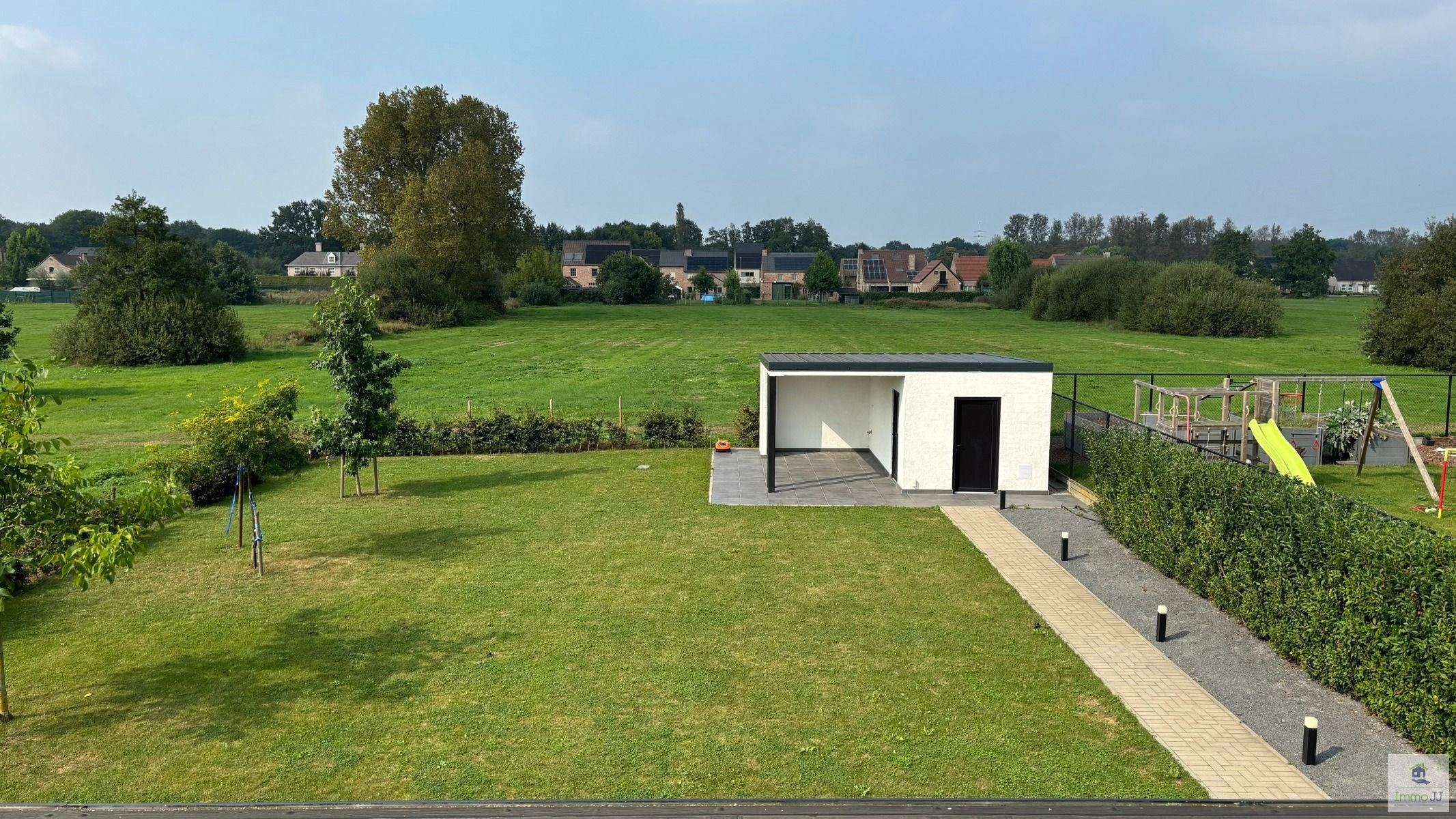 Moderne woning met 3 slaapkamers en garage  foto 21