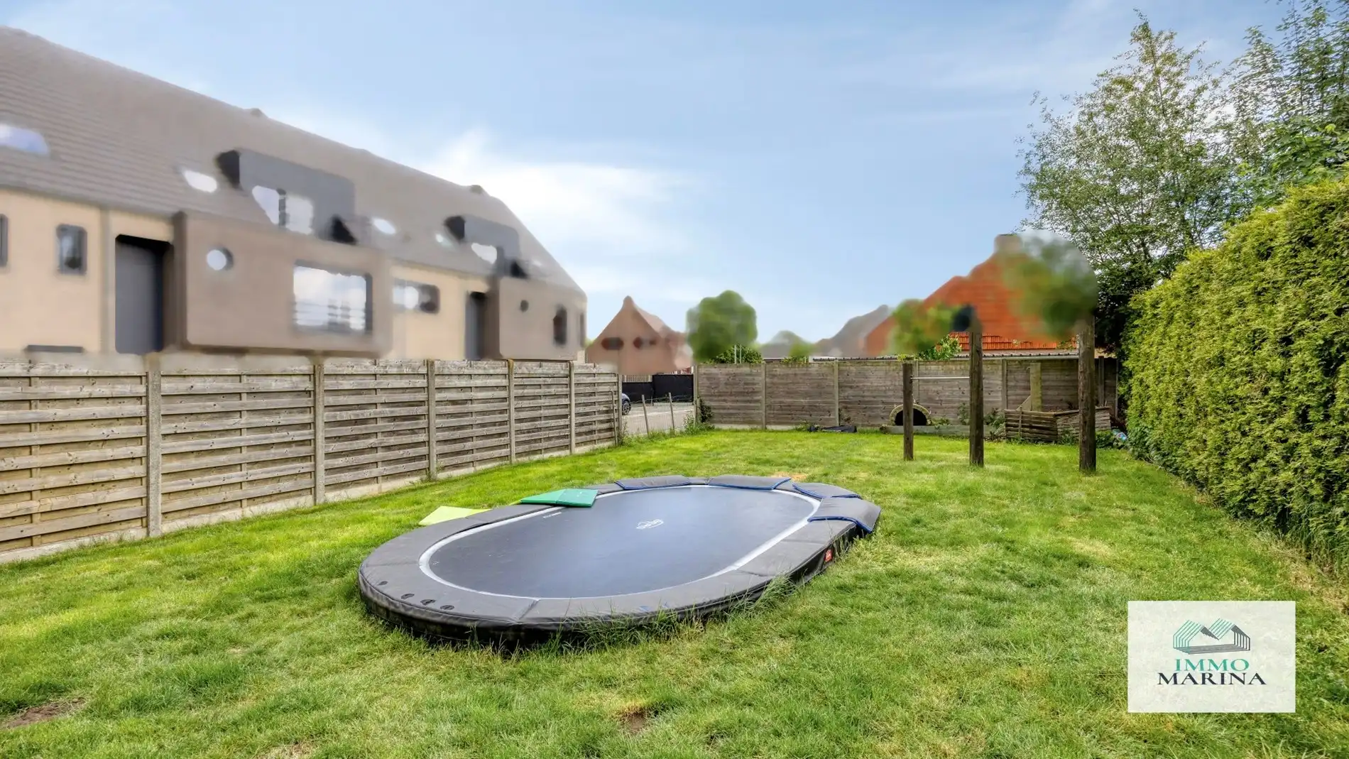 RUIME WONING MET ZUIDTUIN foto 2