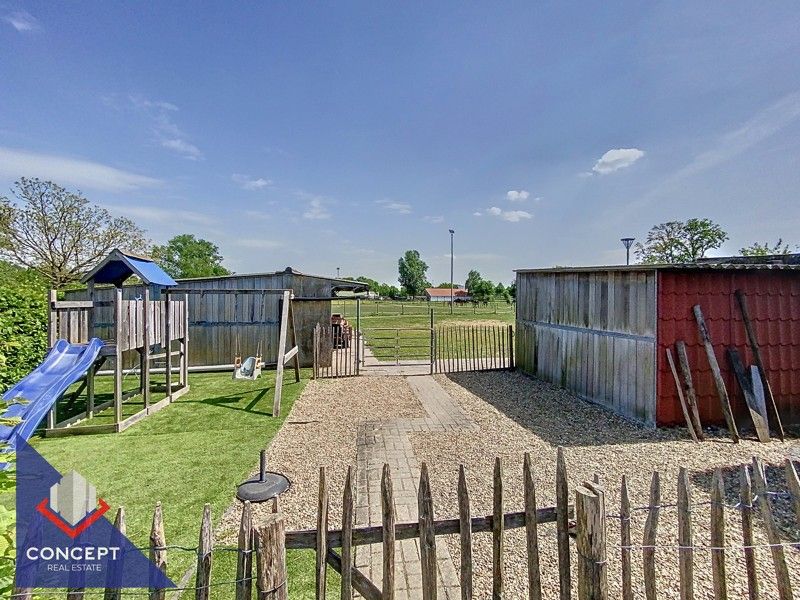 Instapklare woning met 3 slaapkamers met achterliggende paardenweides. foto 35