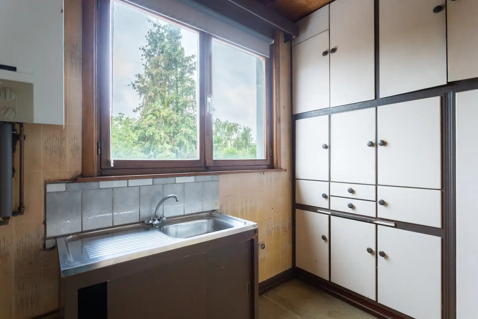 Te renoveren woning met tuin van 155 m² foto 20