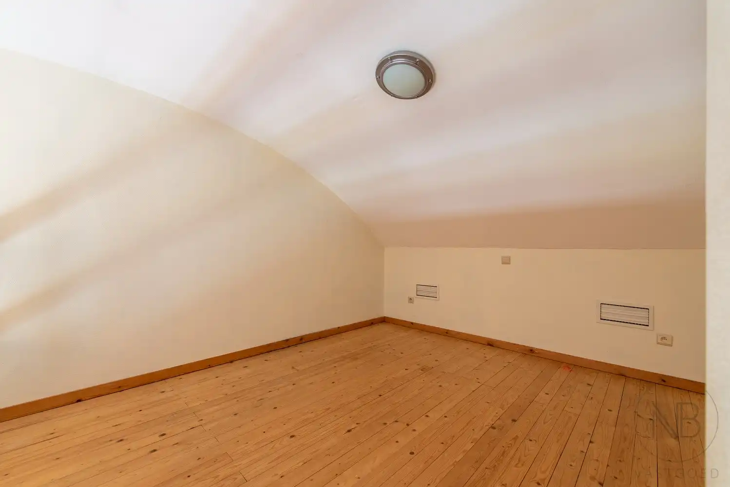 Moderne villa  met zwembad op toplocatie in Genk - instapklaar en future-proof foto 32