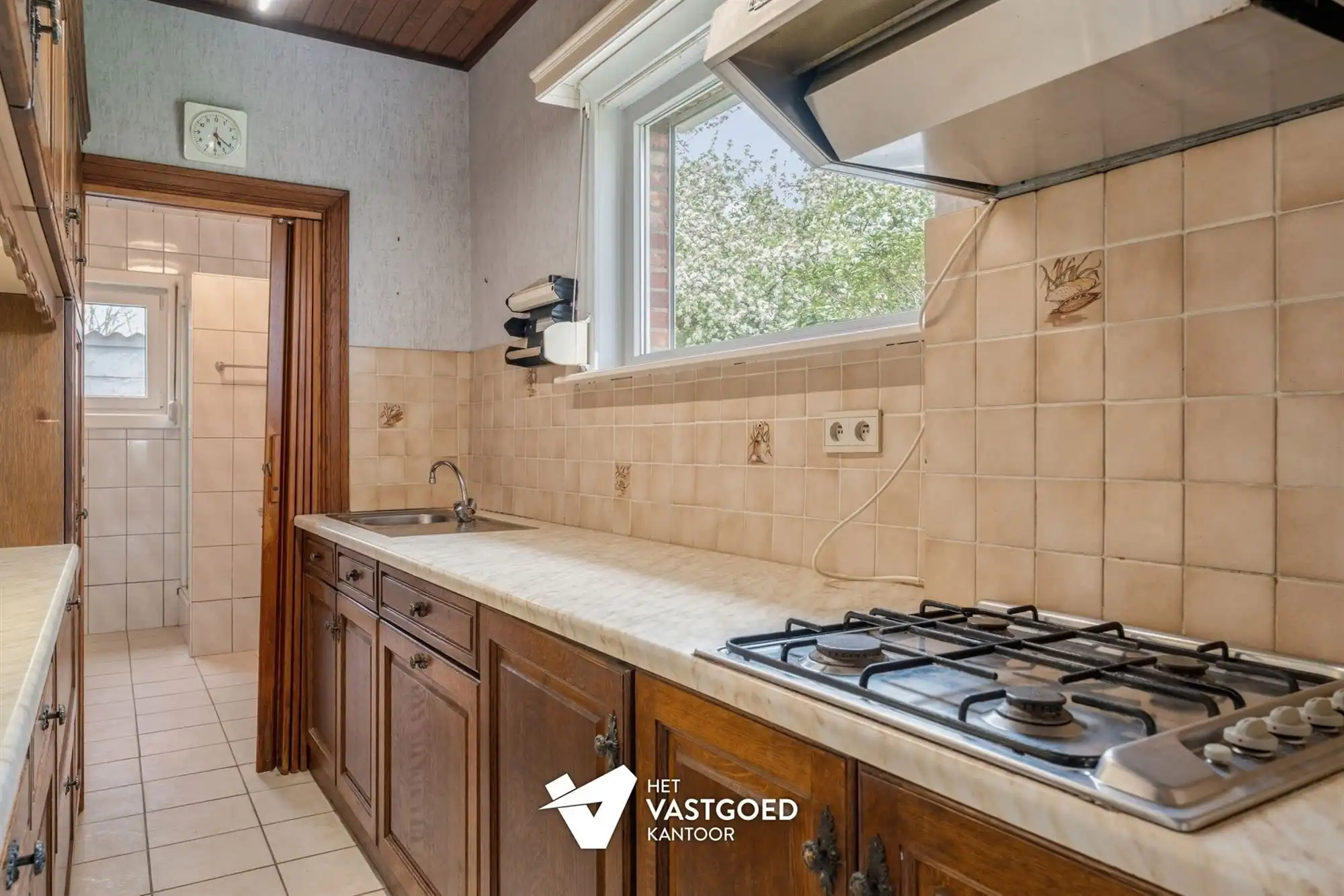 WONING MET POTENTIEEL (154M²) MET 3 SLAAPKAMERS EN PRACHTIGE TUIN TE MEERHOUT foto 12