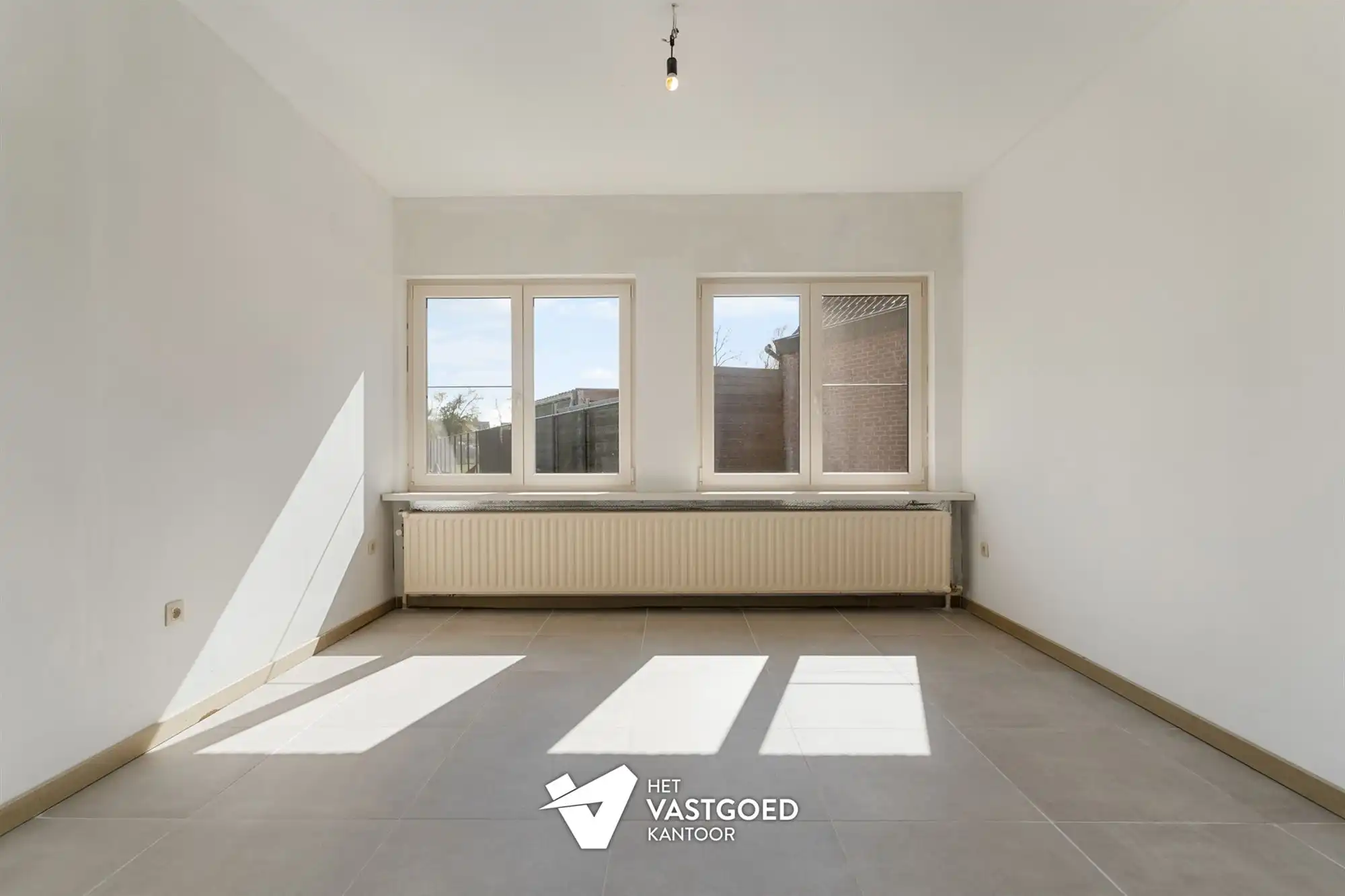 RECENT GERENOVEERDE RUIME WONING (220M²) MET 5 SLAAPKAMERS EN TUIN MET TUINKAMER TE BERINGEN foto 7