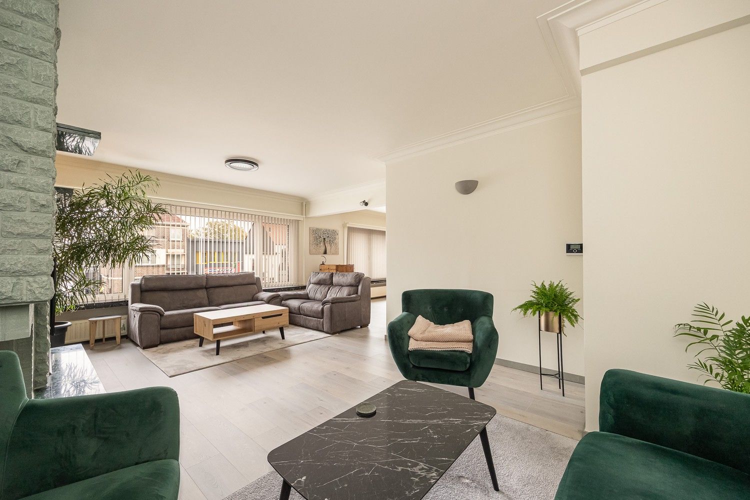 Royaal wonen in Borsbeek - 185 m² appartement met zonnig terras foto 4