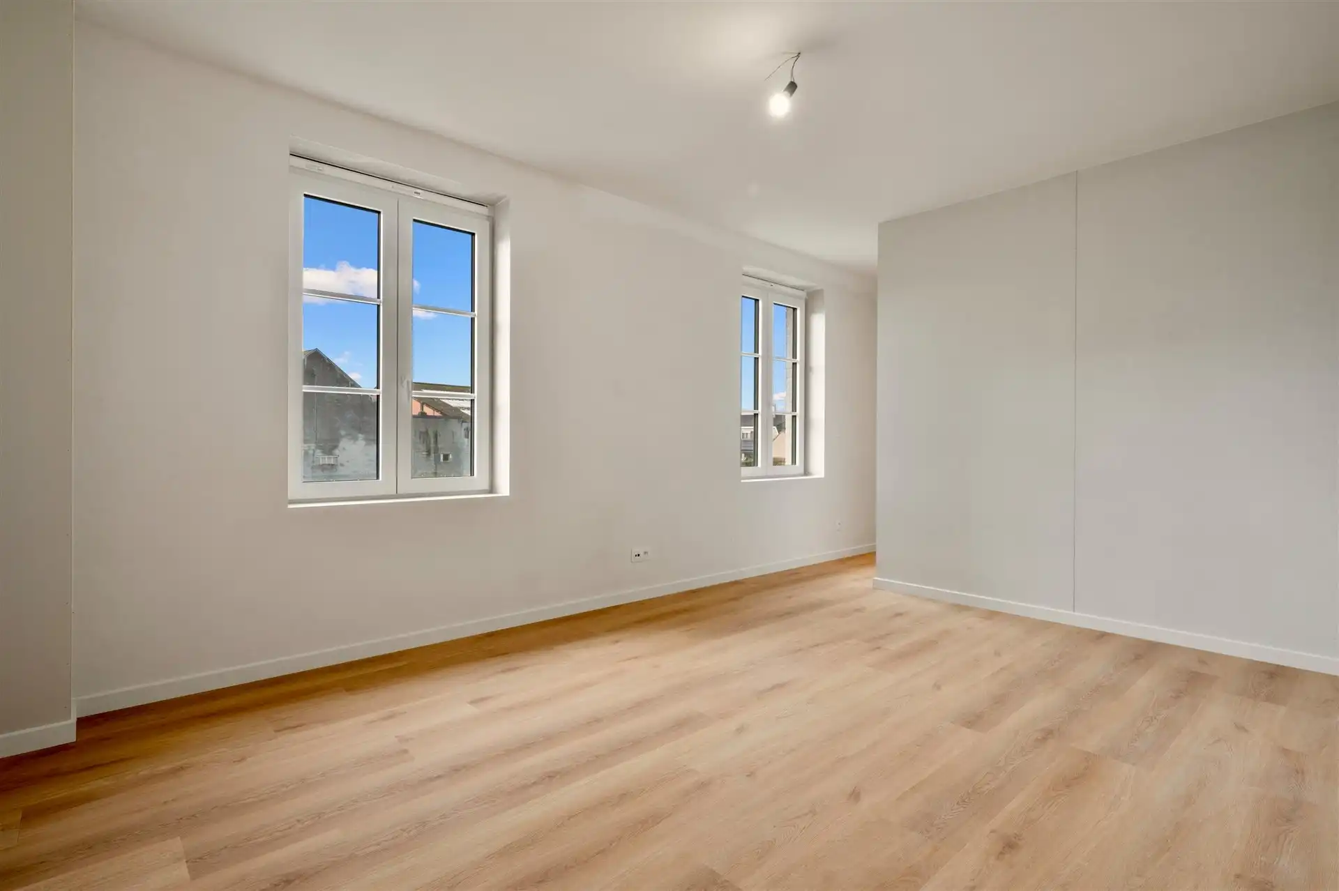 Prachtige en rustig gelegen nieuwbouwwoning met tuin foto 16