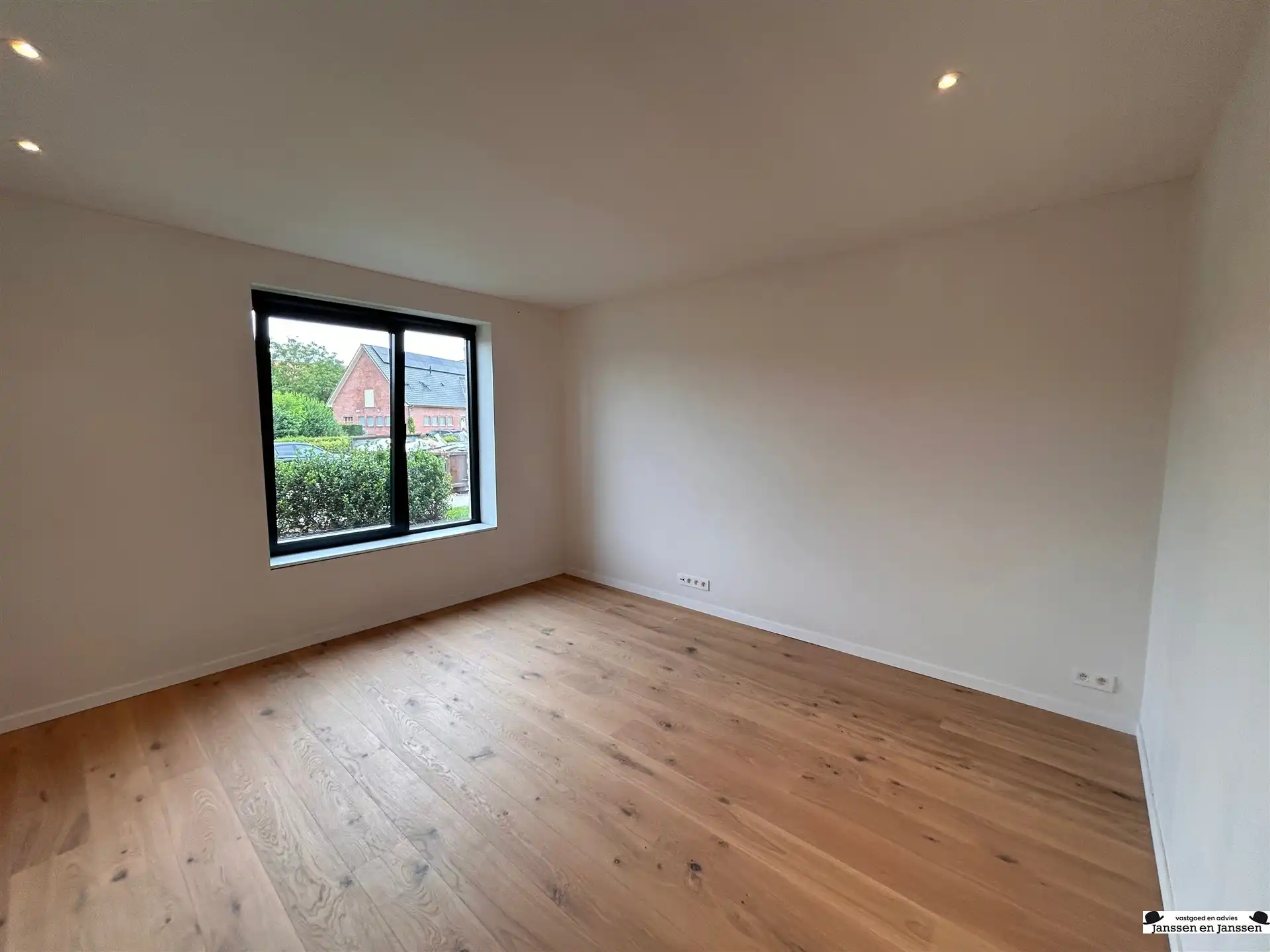 BEN-woning met 4 slaapkamers in het hartje van Gooreind foto 3