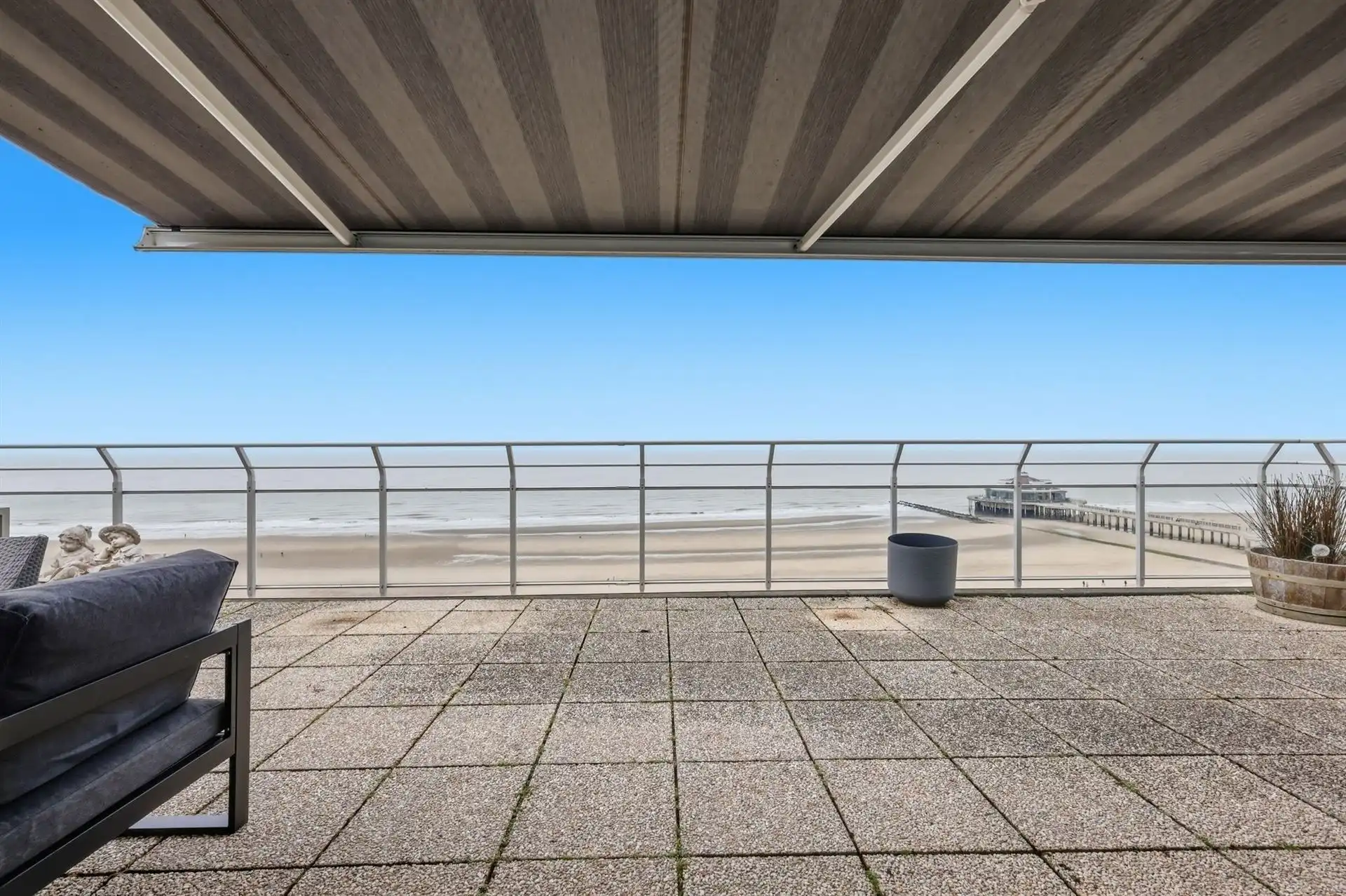 Hoofdfoto van de publicatie: PENTHOUSE / UNIEKE TERRASSEN