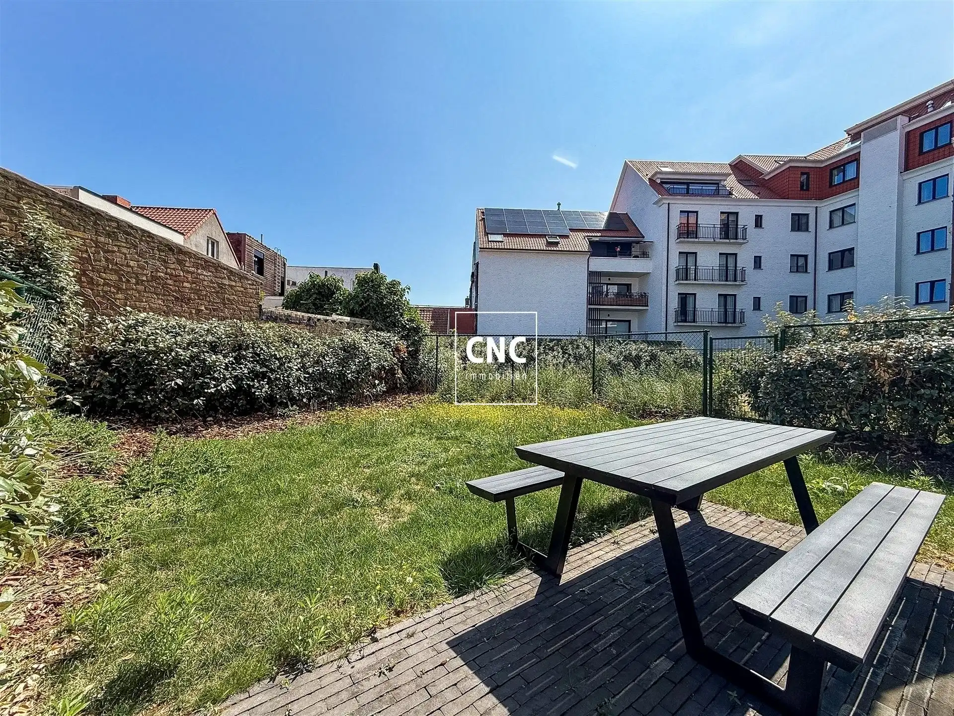 Stijlvol appartement met grote tuin op centrale ligging foto 8