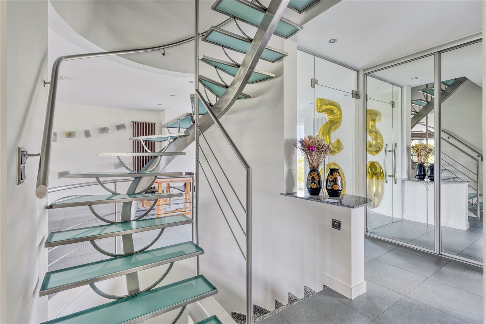 Ruime villa te huur op rustige locatie foto 15