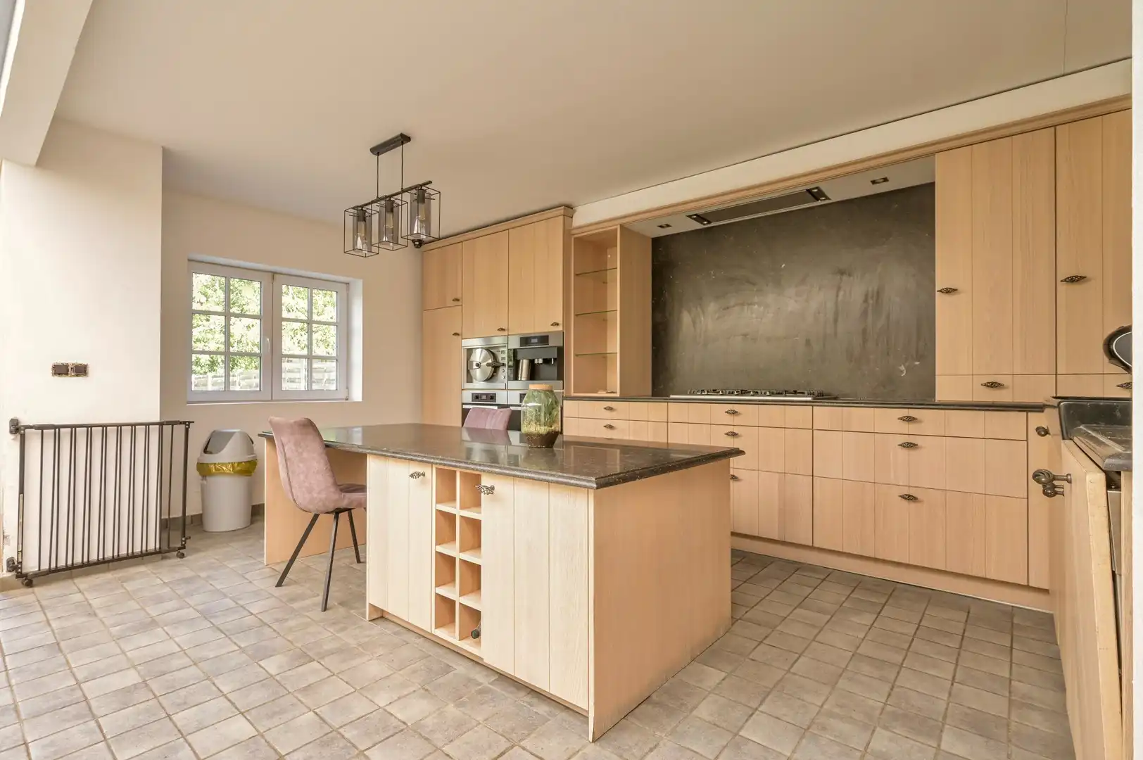 Woning met 3 slaapkamers en polyvalente voorruimte. foto 3