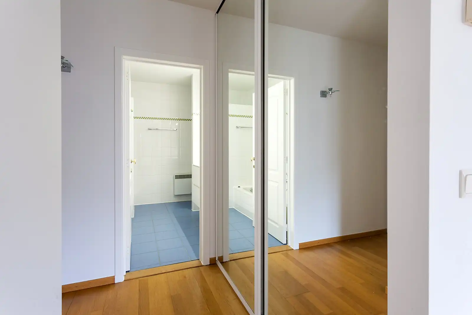 Ruim appartement met terras foto 20