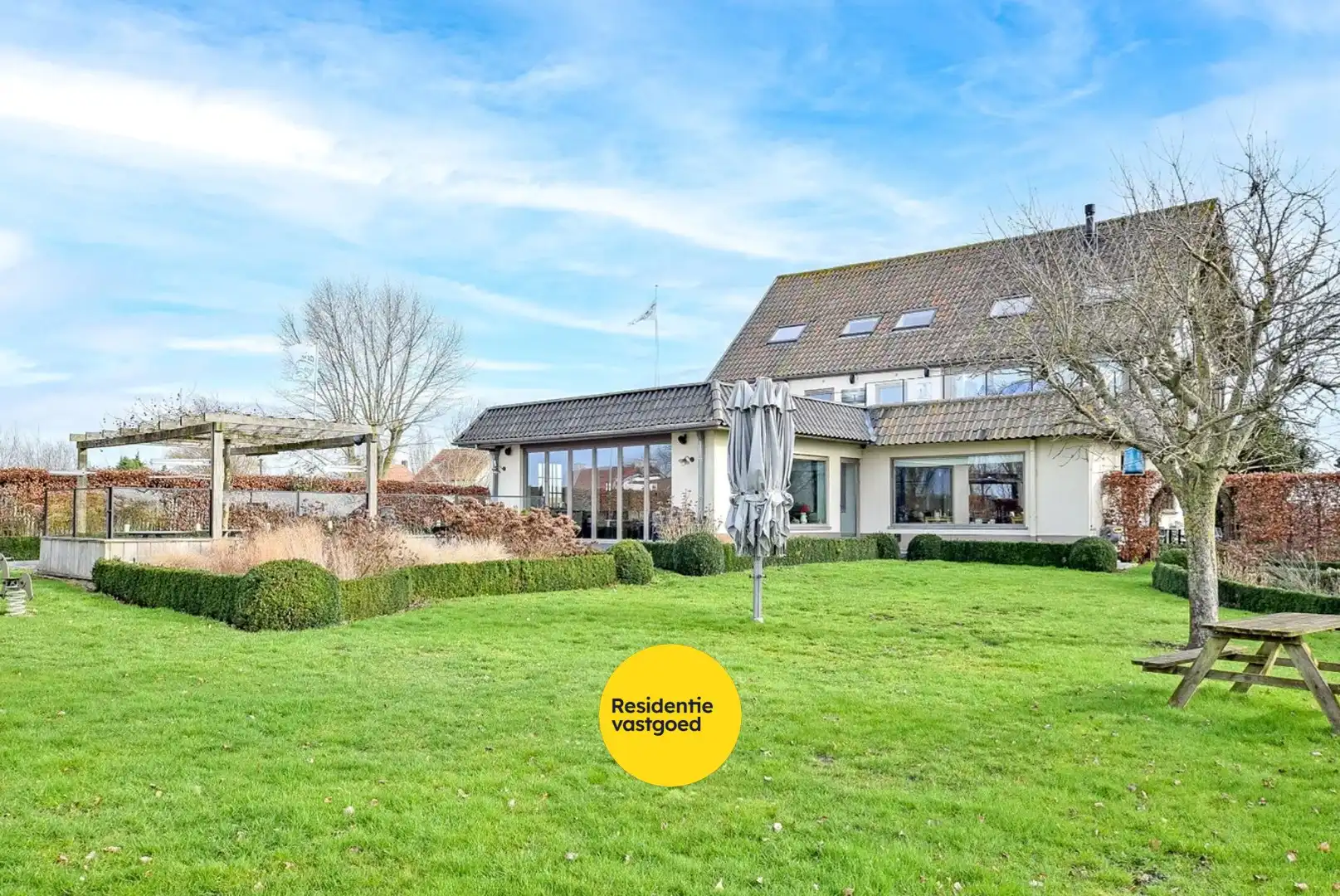 Restaurant met privéwoning en 2 B&B-kamers op 4.370 m² foto 7