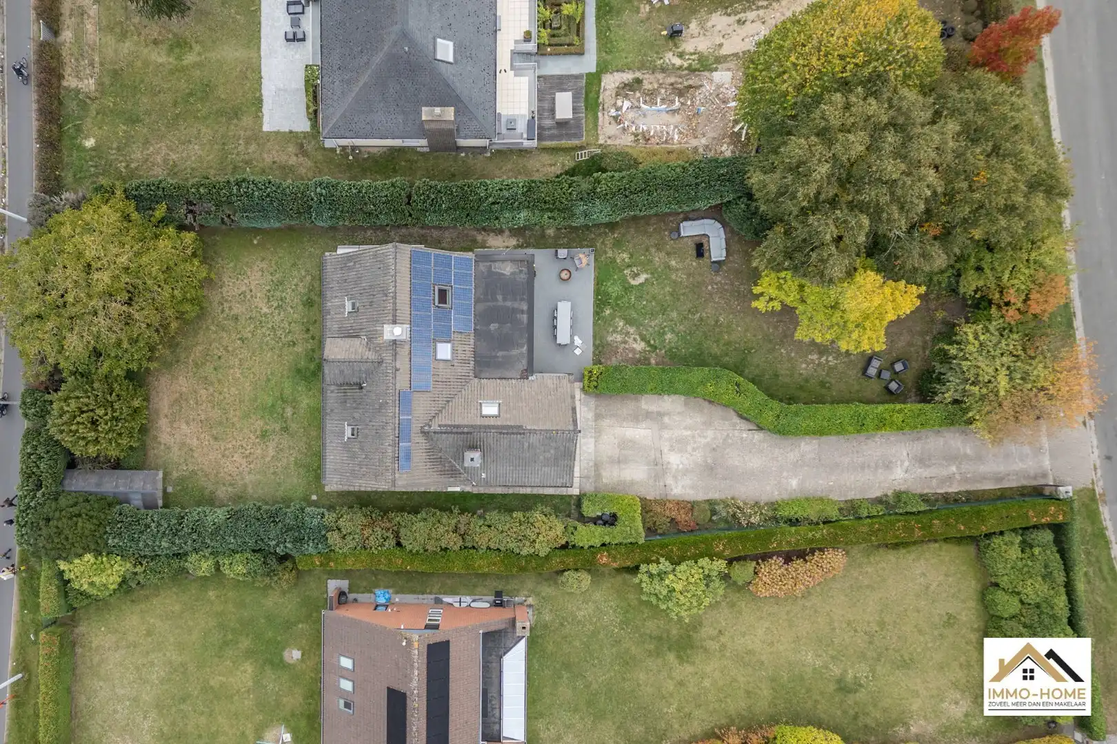 Gerenoveerde ruime gezinswoning met tuin en dubbele garage! foto 29