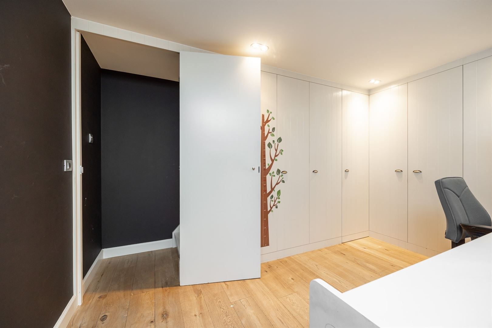 Een bijzondere woning op een bijzonder rustige locatie. foto 11