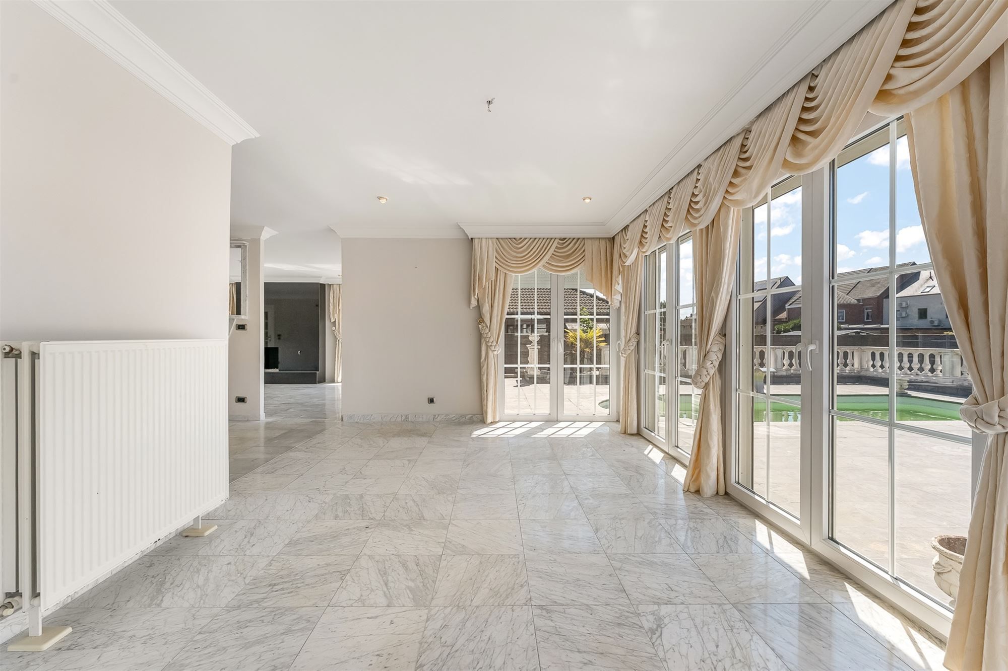 ENERGIEZUINIGE GELIJKVLOERSE WONING MET ZWEMBAD EN VRIJSTAANDE MAGAZIJNRUIMTE OP RUIM PERCEEL TE LEOPOLDSBURG foto 15