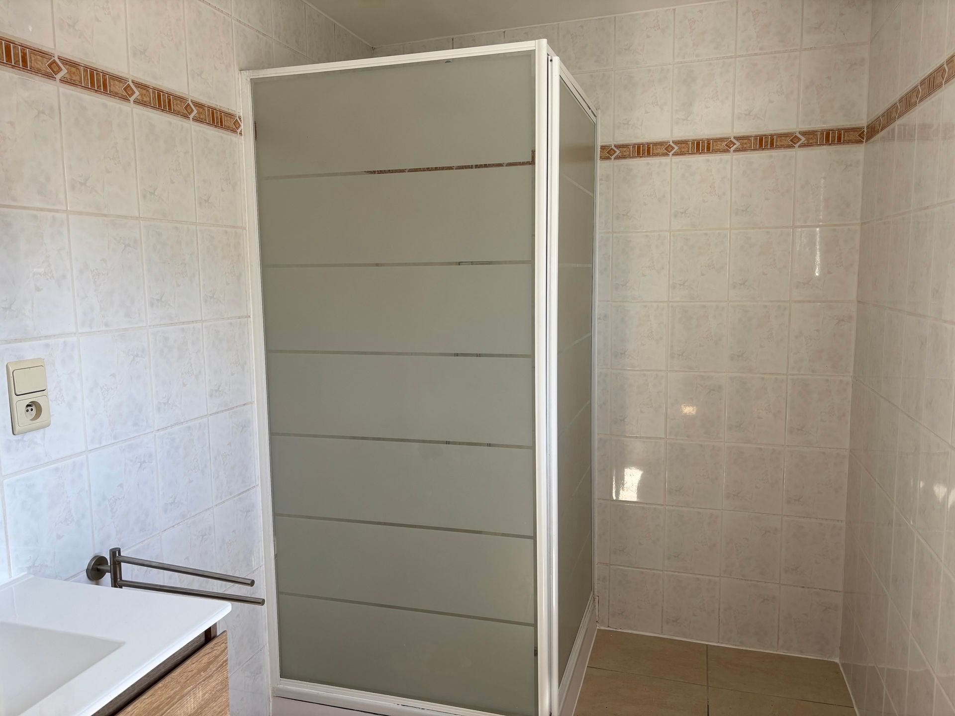 BURST - Gerenoveerde rijwoning met tuin foto 6