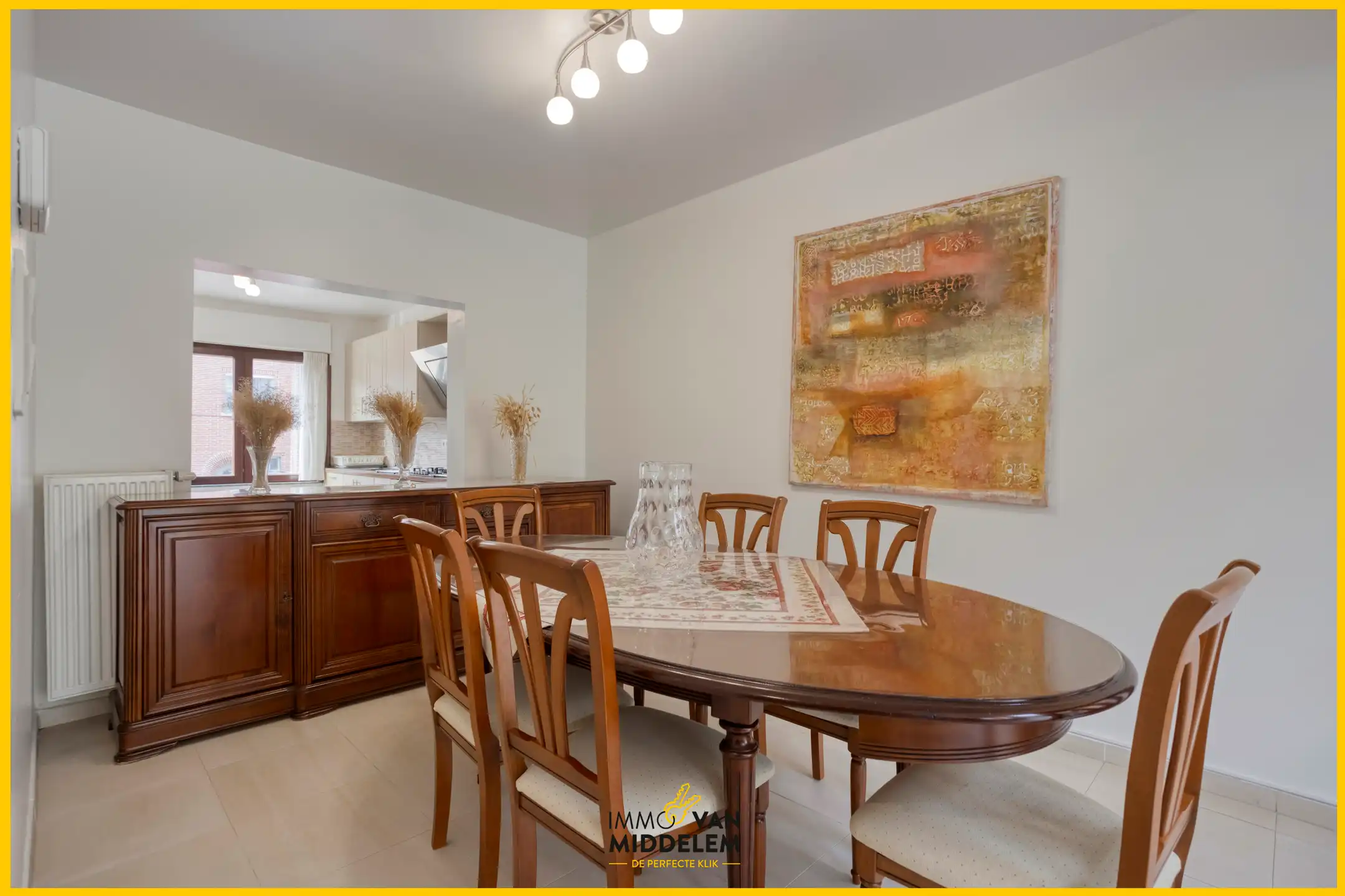 GERENOVEERDE BEL-ÉTAGE MET 3 SLAAPKAMERS EN TUIN foto 7