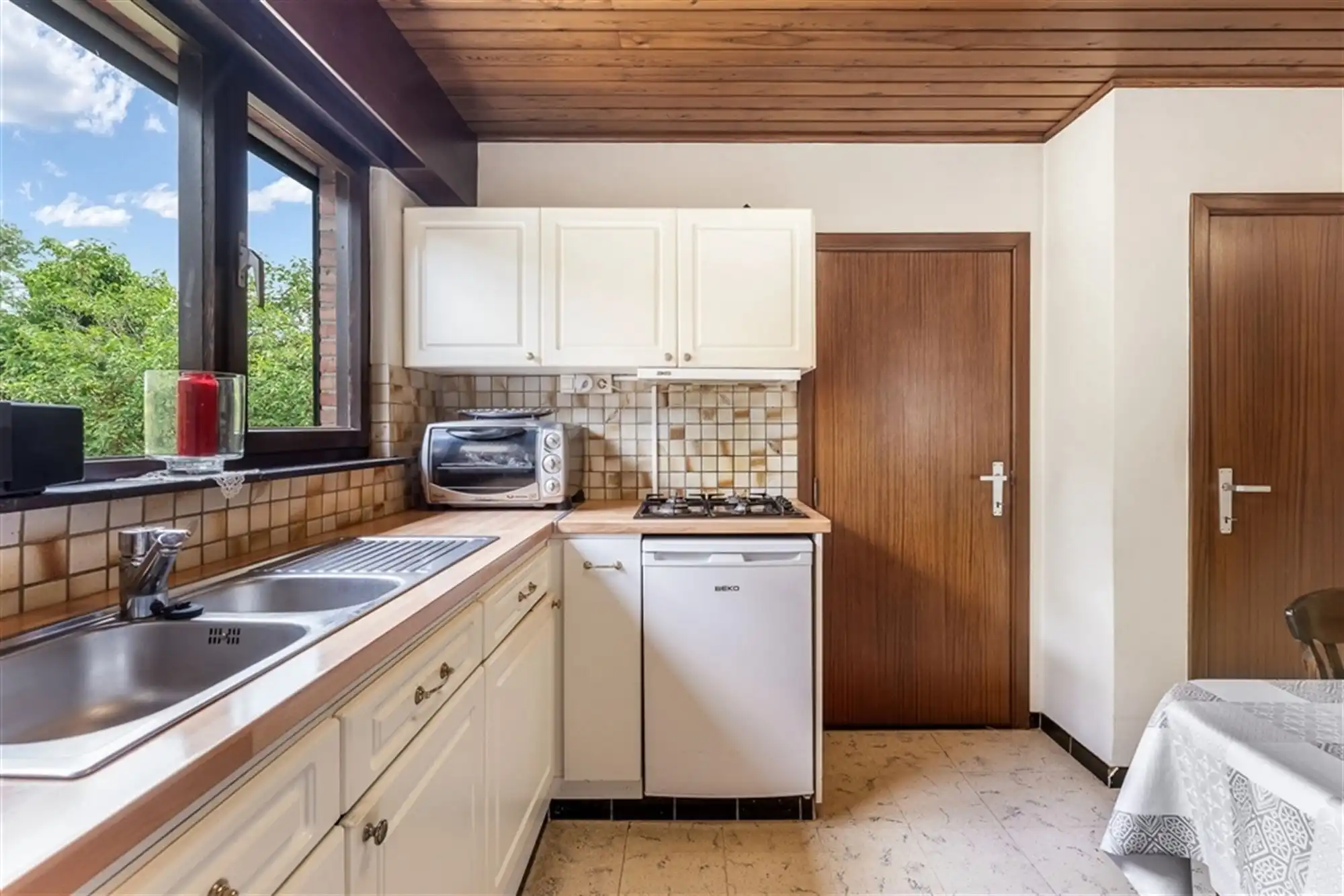 GOED ONDERHOUDEN WONING MET POTENTIEEL OP LEUKE LIGGING! foto 8
