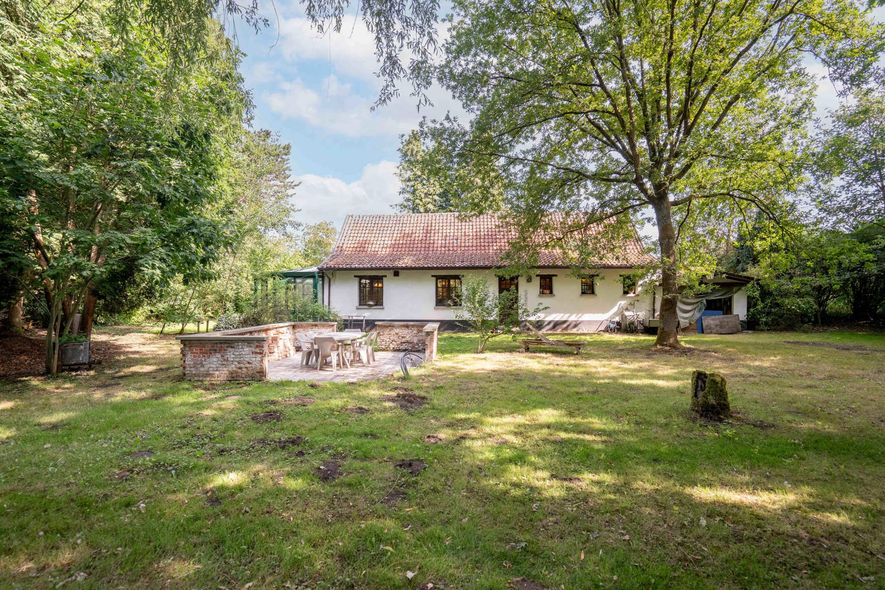 Unieke hoeve op domein van 1,5 ha – pure rust en natuurbeleving in het groen foto 2