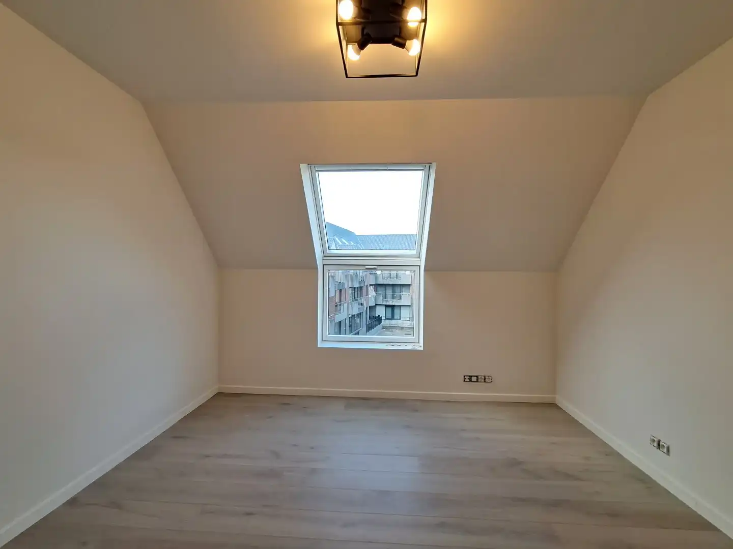 Gezellig appartement te Oedelem! foto 10