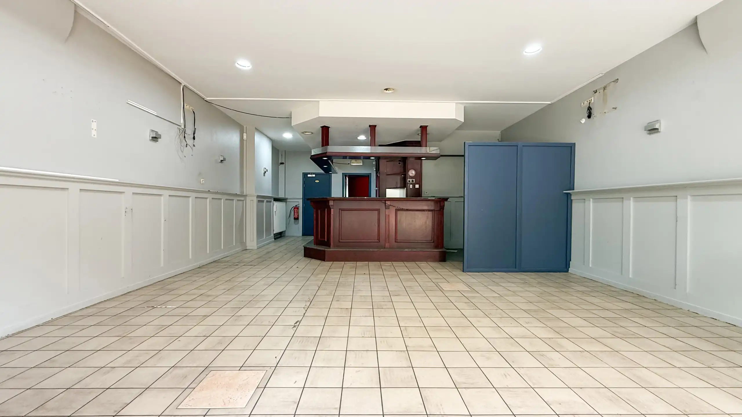 Karaktervol pand met 6 slpkms en renovatiepotentieel in HH ! foto 5