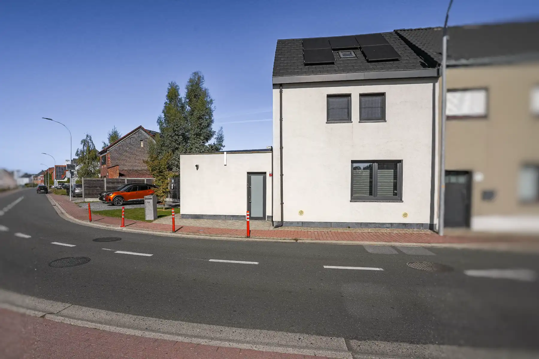 Knap gerenoveerde half open bebouwing te Londerzeel Sint-Jozef foto 3