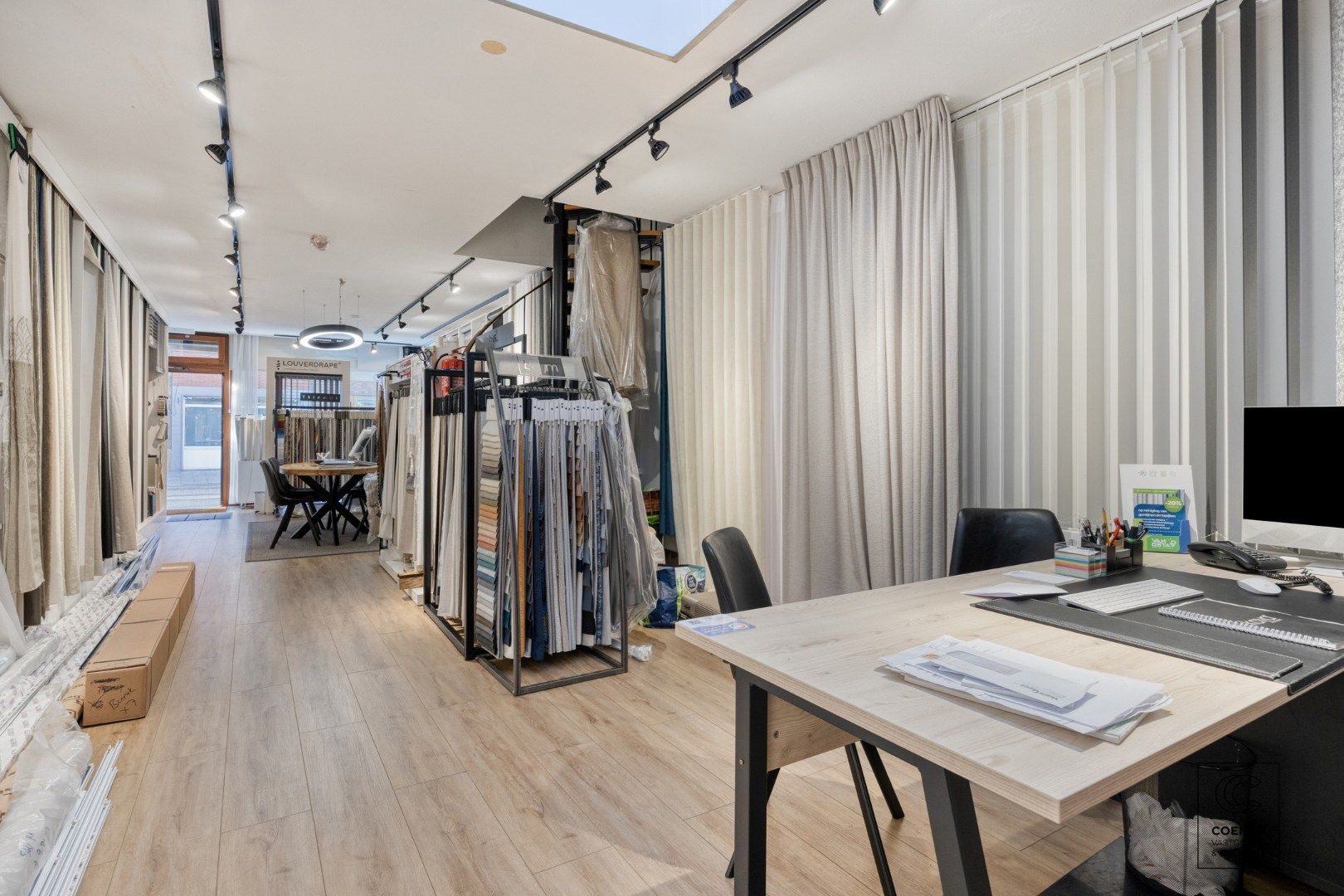 Handelspand met potentieel voor woonstudio op toplocatie te Deurne! foto 3