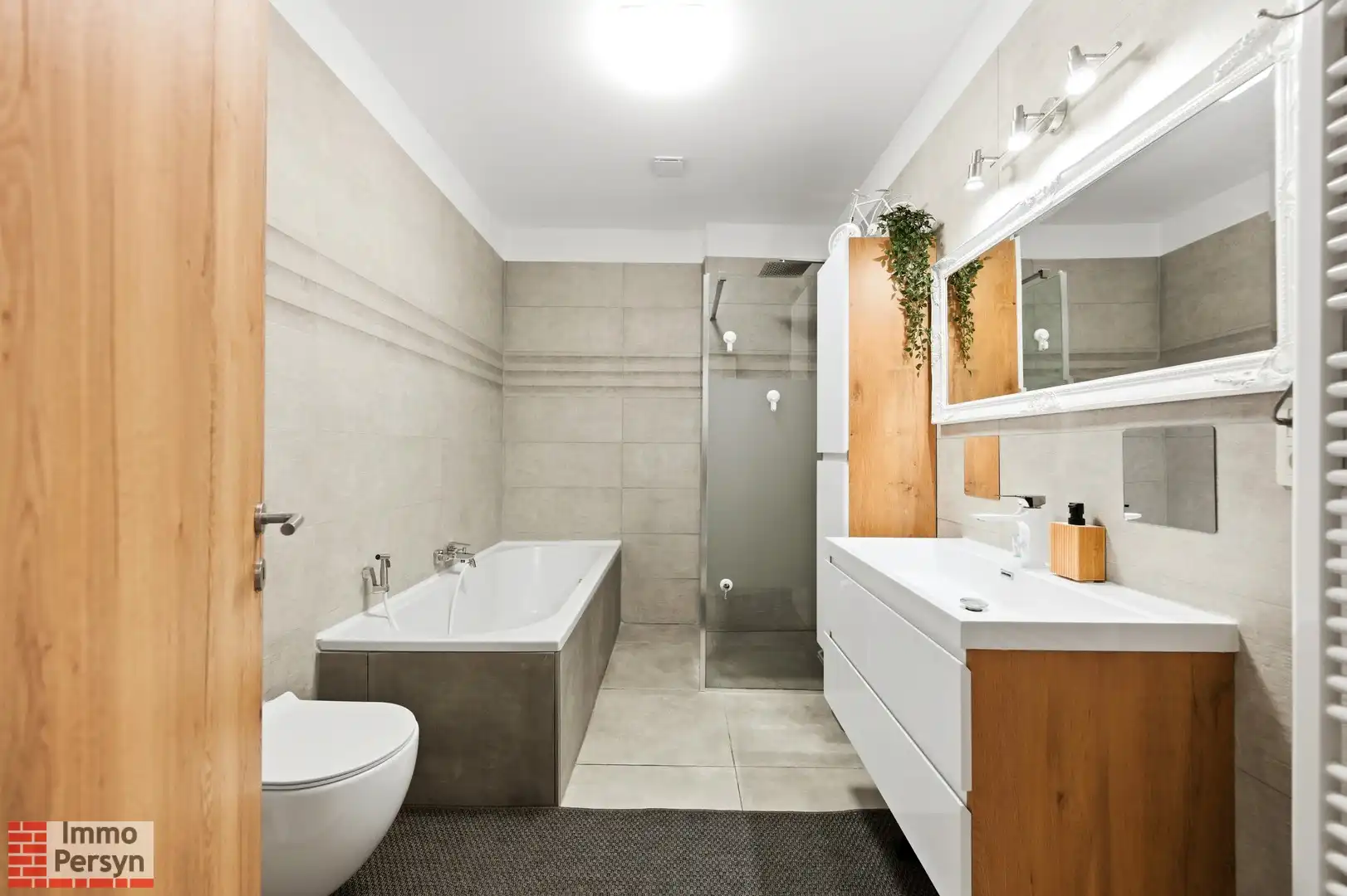 Instapklaar, glv app met garage in het hart van Scherpenheuvel foto 11