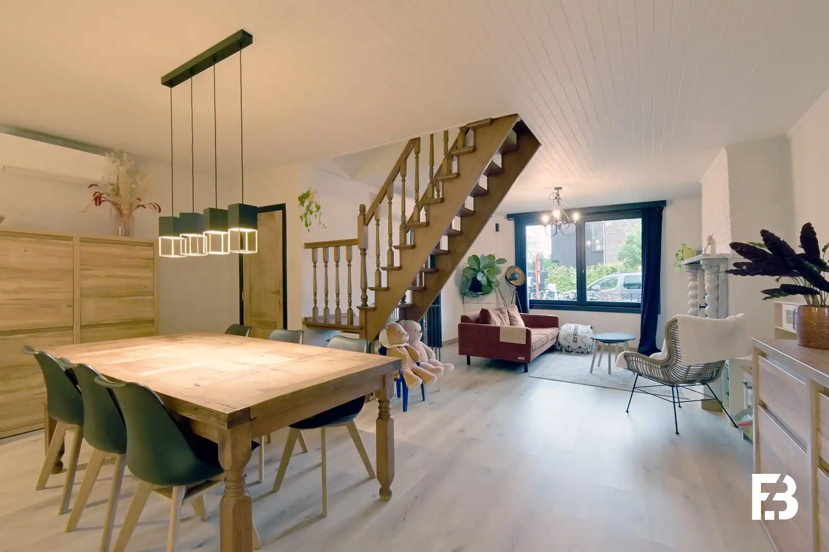 Charmant en energiezuinig wonen op een toplocatie in Zwijnaarde foto {{pictureIndex}}