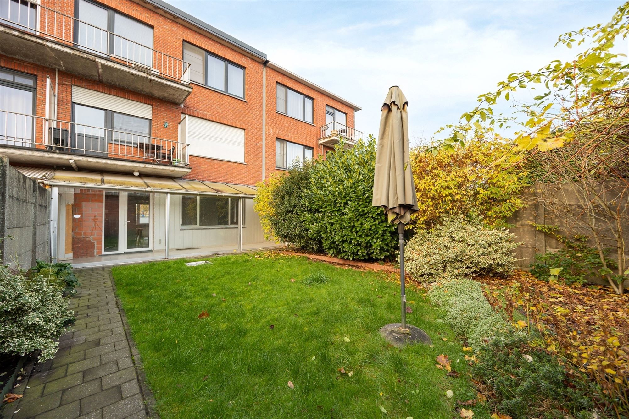 Instapklaar GLV-app met tuin èn garage foto 18