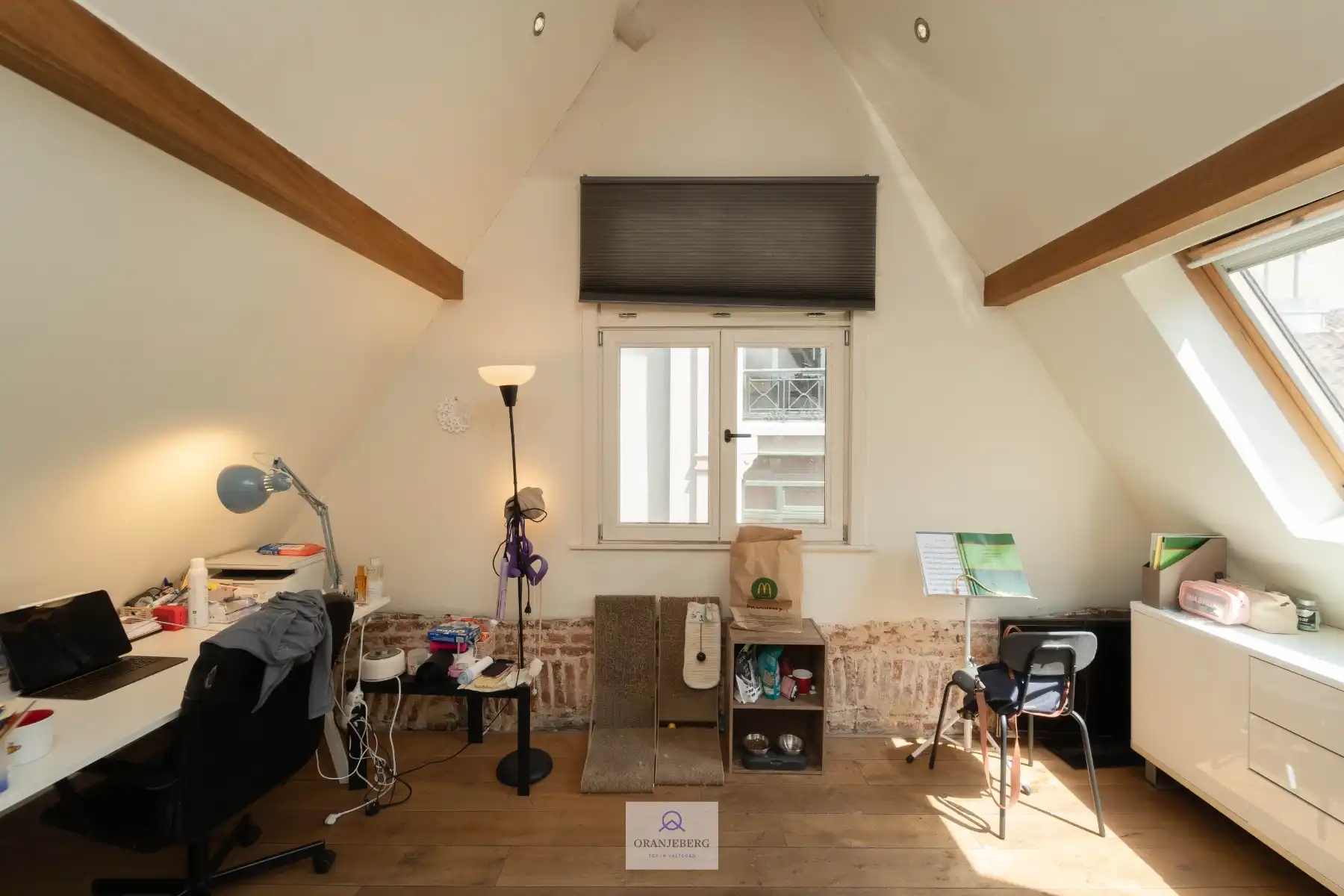 Charmant duplex appartement met ruim terras op toplocatie in het centrum foto 15
