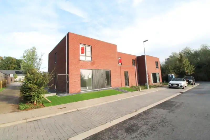 Ruime halfopen nieuwbouwwoning te Kortrijk foto 13