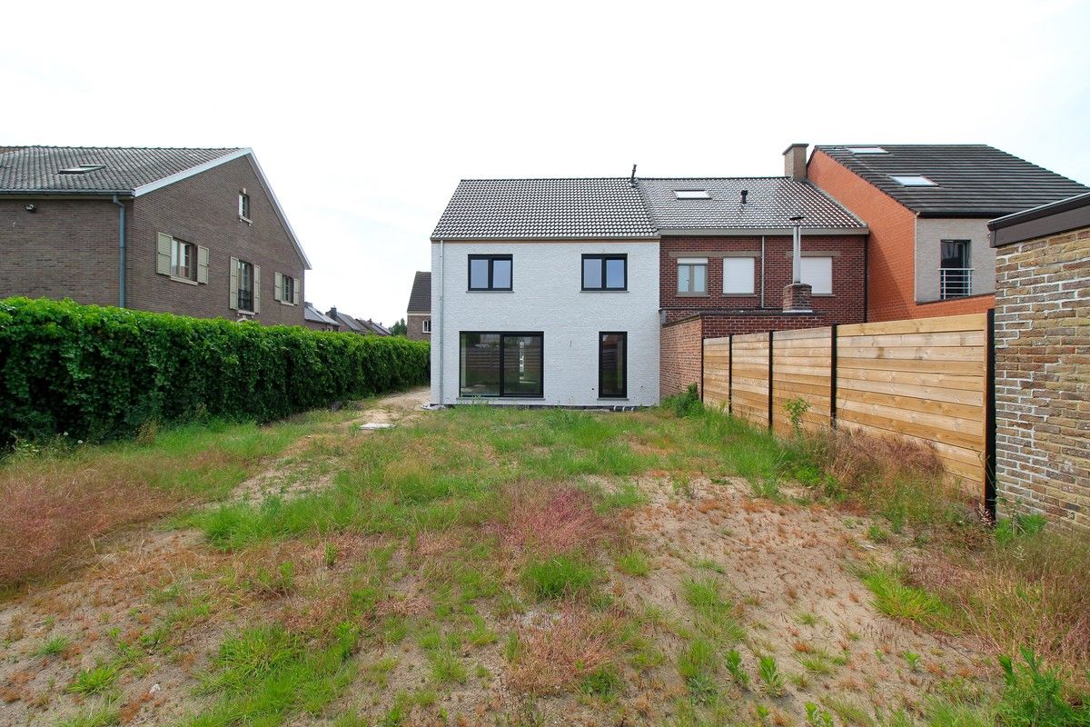 Moderne nieuwbouwwoning te koop Melle foto 2
