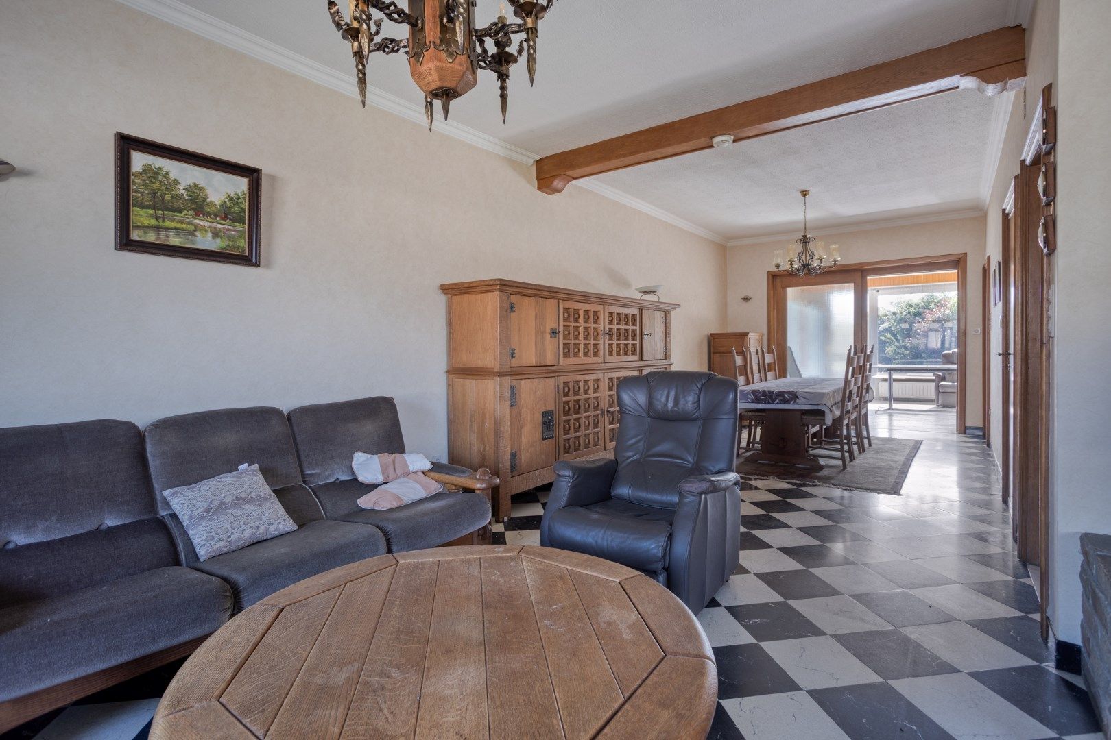 Woning met 4 slpks op een perceel van 670 m² te Millegem. foto 5