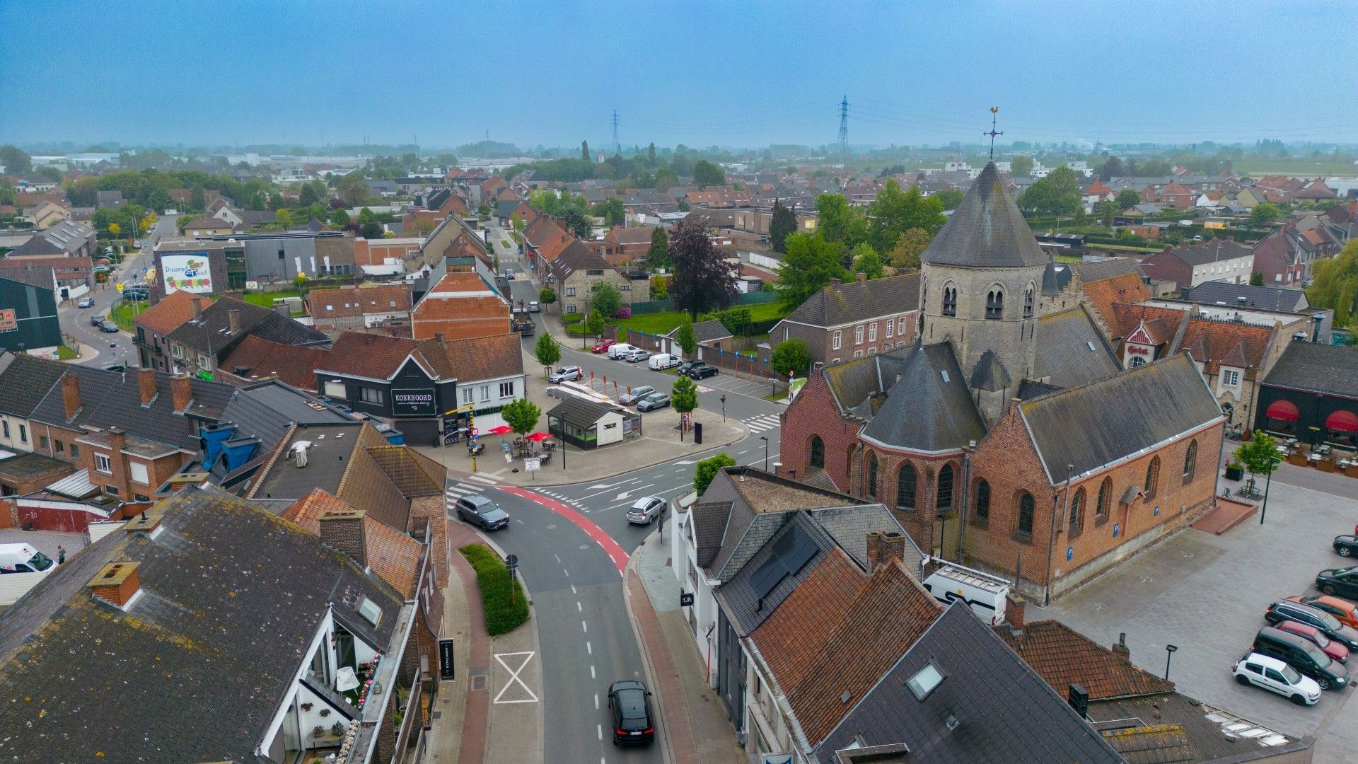 HANDELSZAAK NABIJ VERBINDINGSWEG TSS KORTRIJK & GENT foto 1