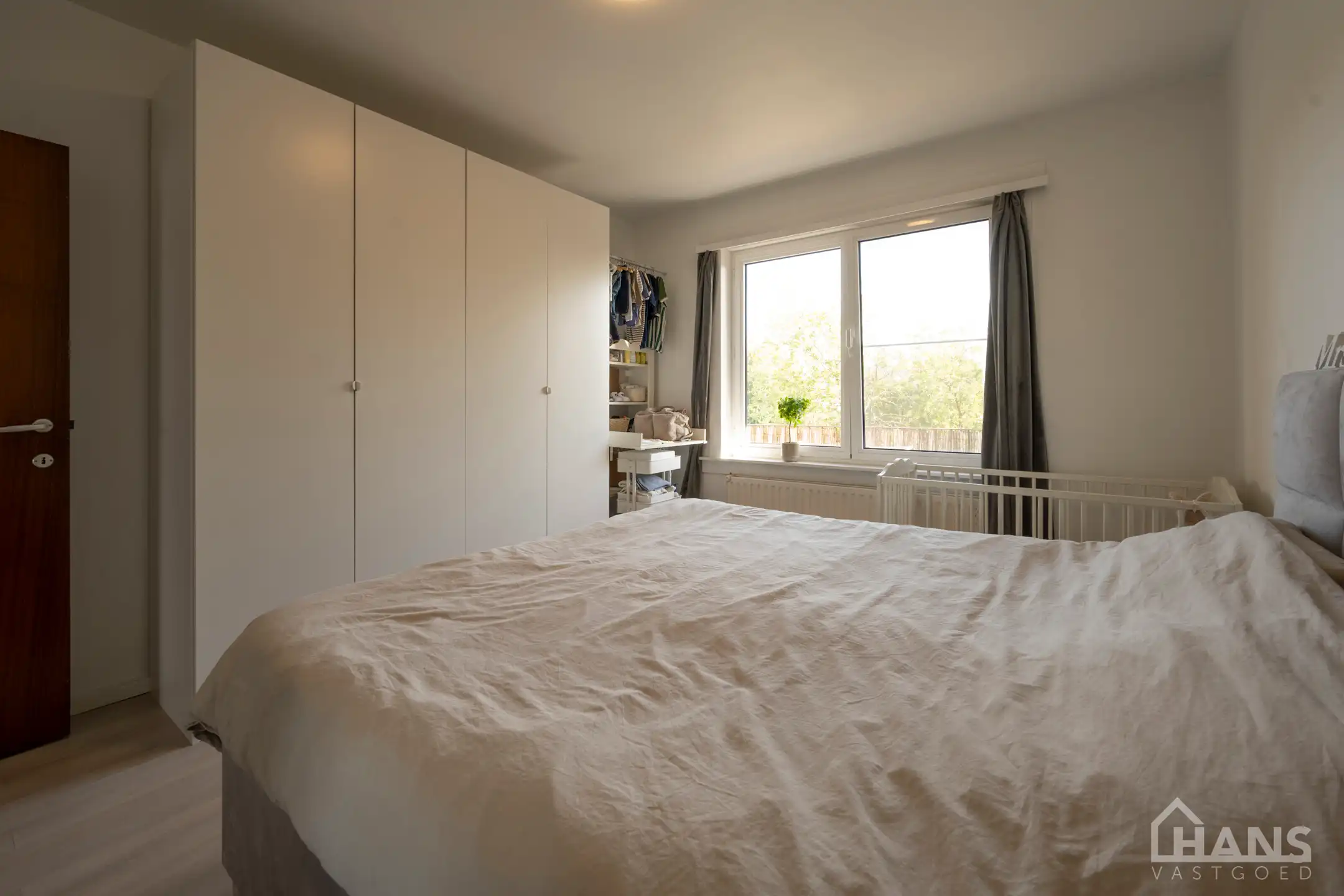 2-slaapkamerappartement met terras foto 9