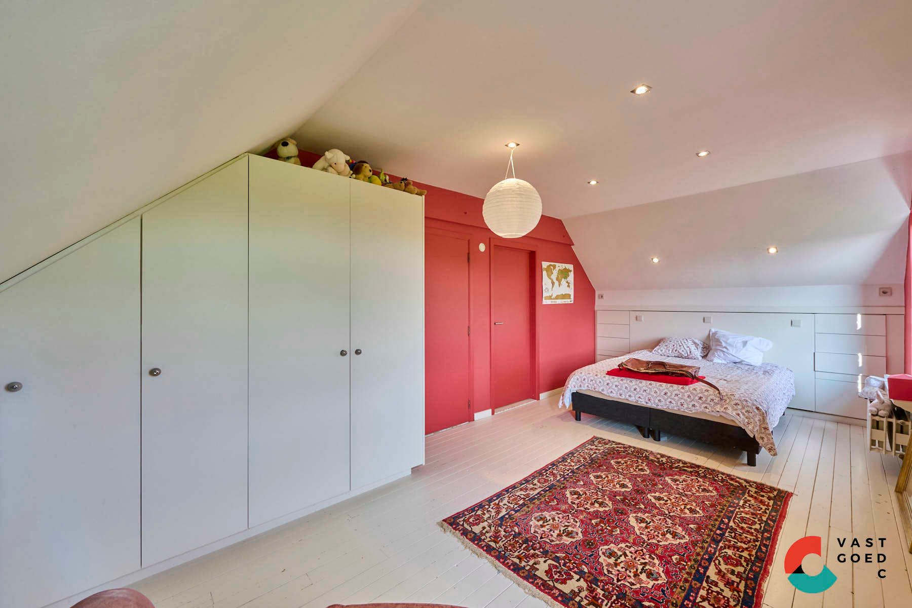 Rustig gelegen karaktervolle hoeve met zicht op de weilanden foto 16