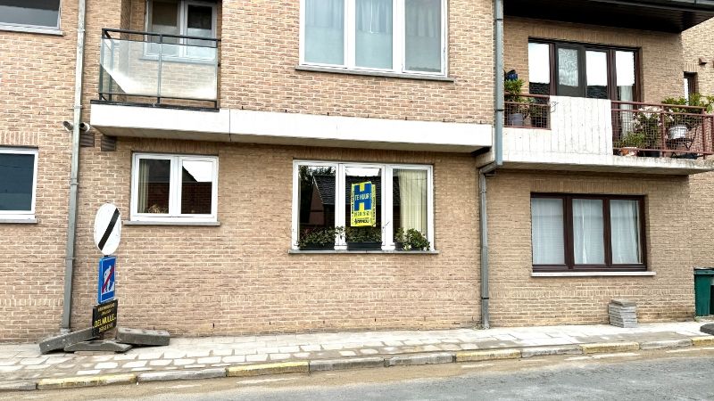 Gelijkvloers appartement met 1 slaapkamer en privatieve autostaanplaats foto 2