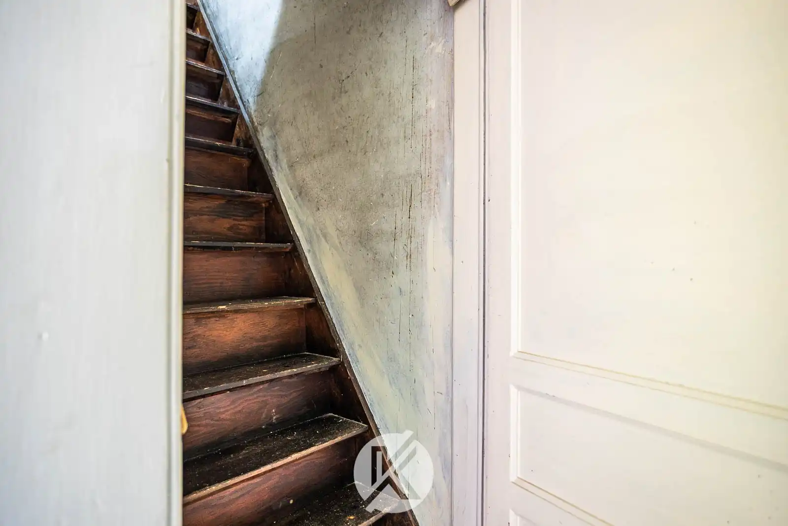 Op te knappen woning nabij centrum Herzele foto 17