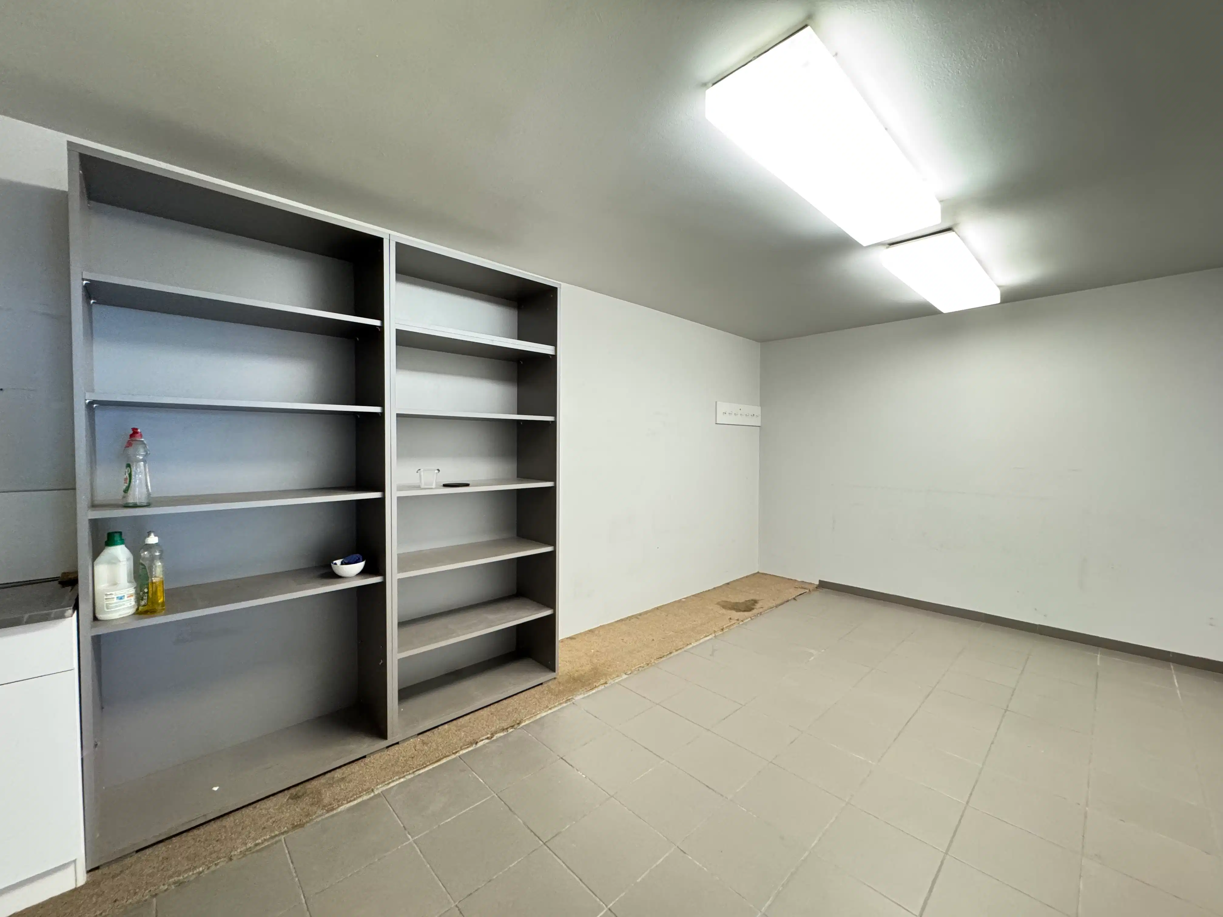 Handelsgelijkvloers 62 m² foto 5