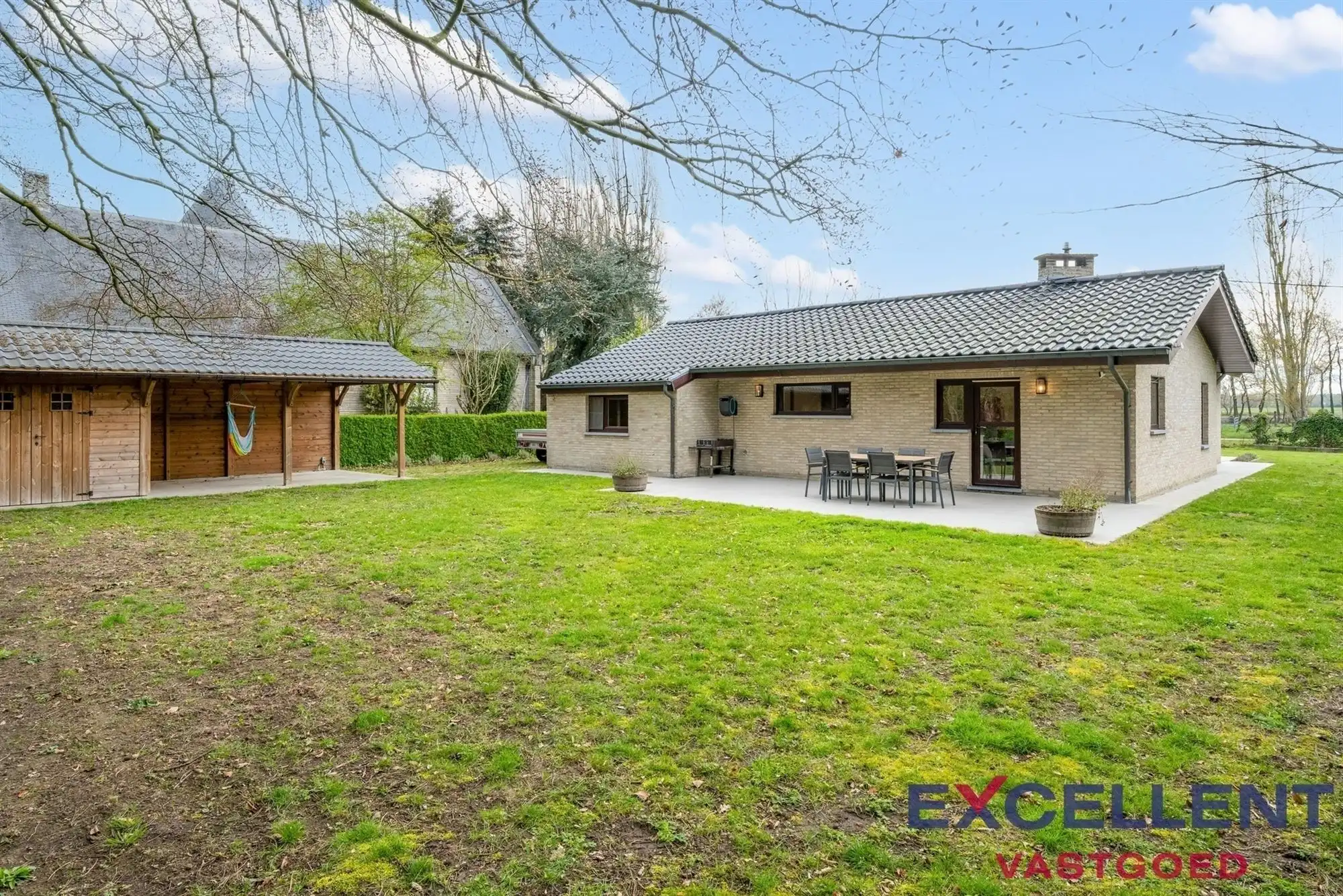 Mooie bungalow in groene omgeving te Zulte-Machelen foto 14