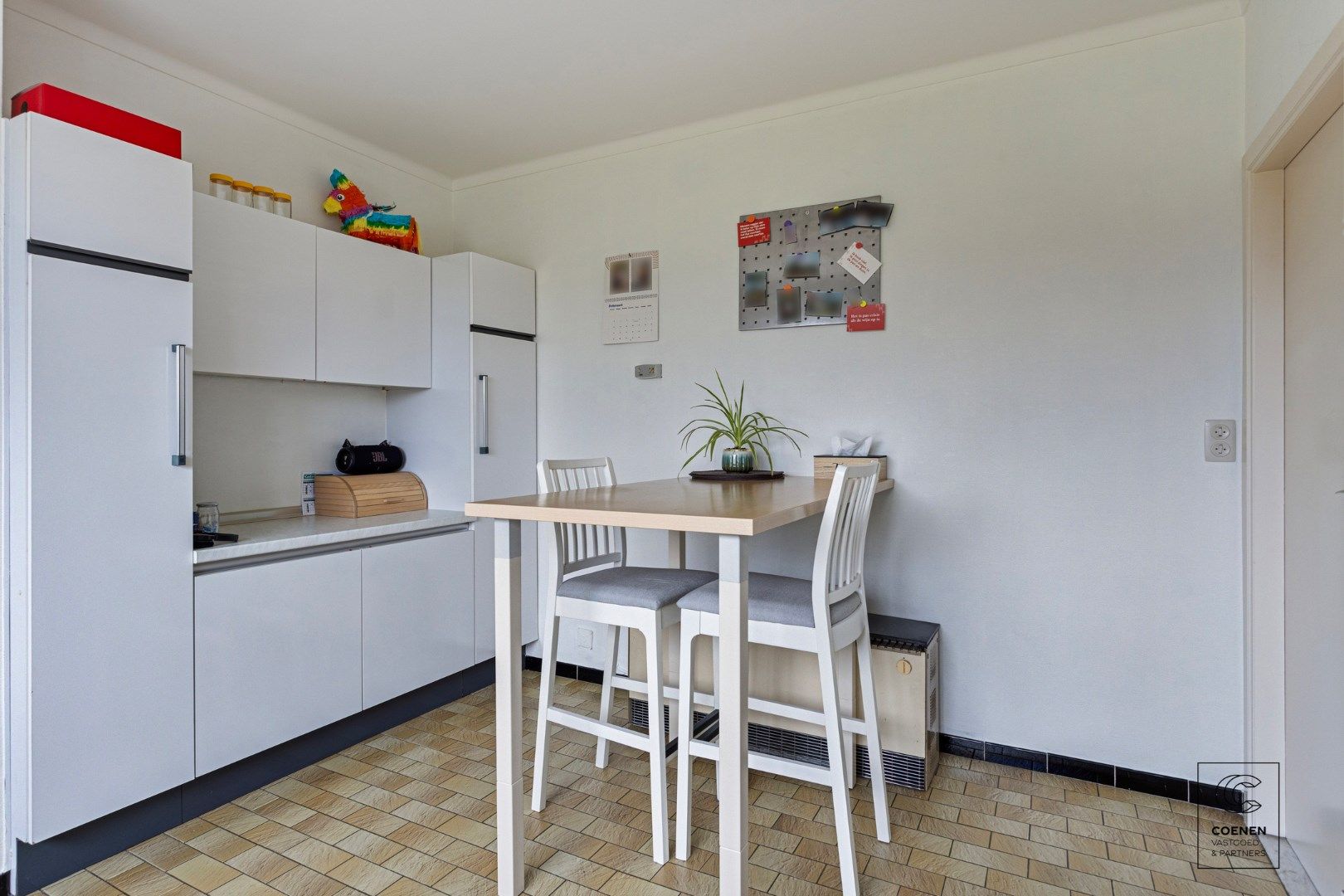 Laagbouwwoning met een bew opp van 194 m², 4 slpk's, op een schitterend perceel van 1807 m² foto 6