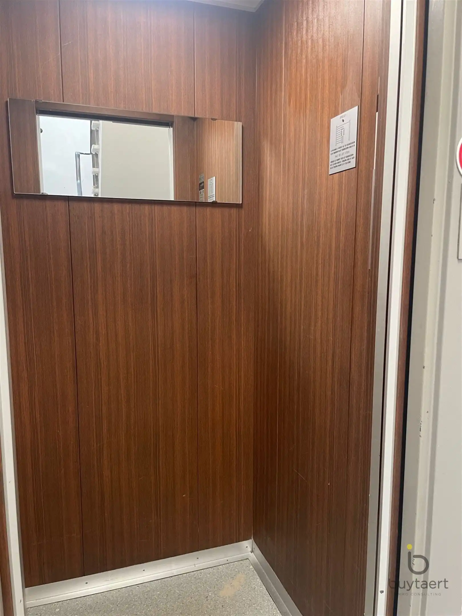 Ideaal gelegen twee (of drie) slaapkamer appartement in het hartje van Brasschaat!  foto 21