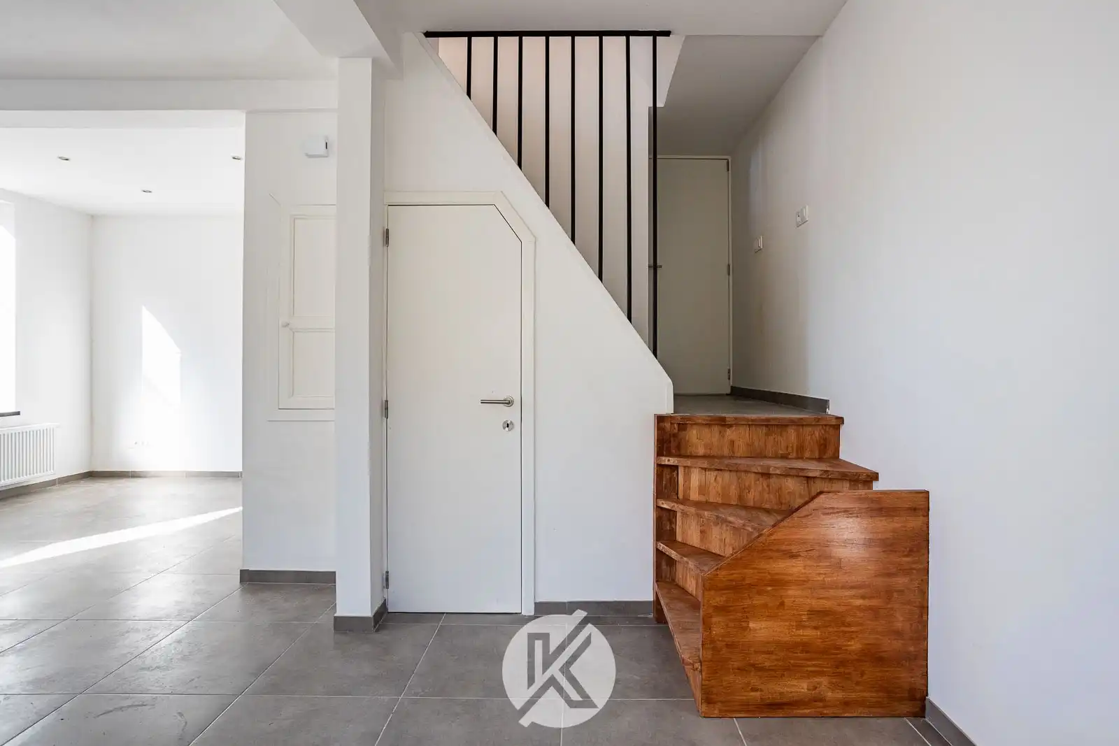 Gerenoveerde woning in een rustige straat foto 7