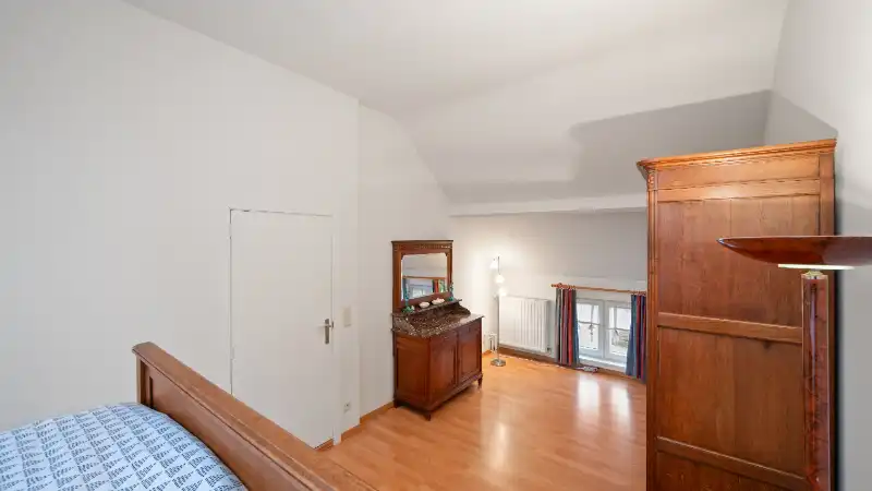 Ruime woning van 256m² op 10 are 32 ca foto 20