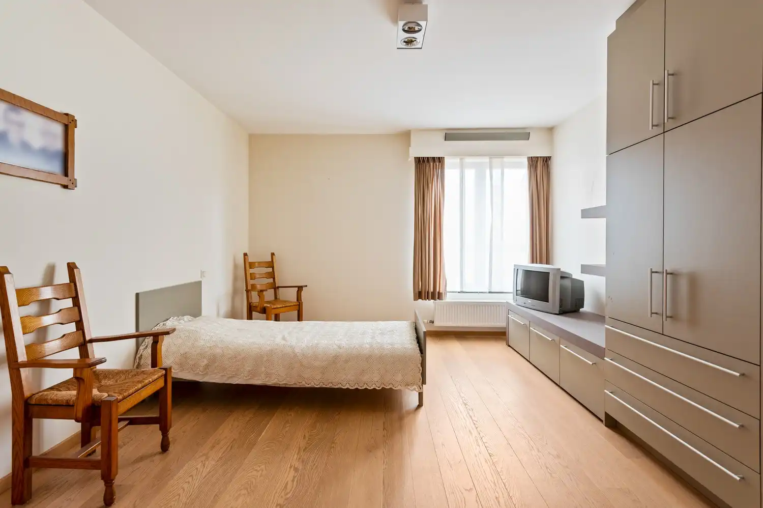 Waanzinnig ruim (193m²!!) luxe-appartement in het centrum van Wommelgem! foto 15