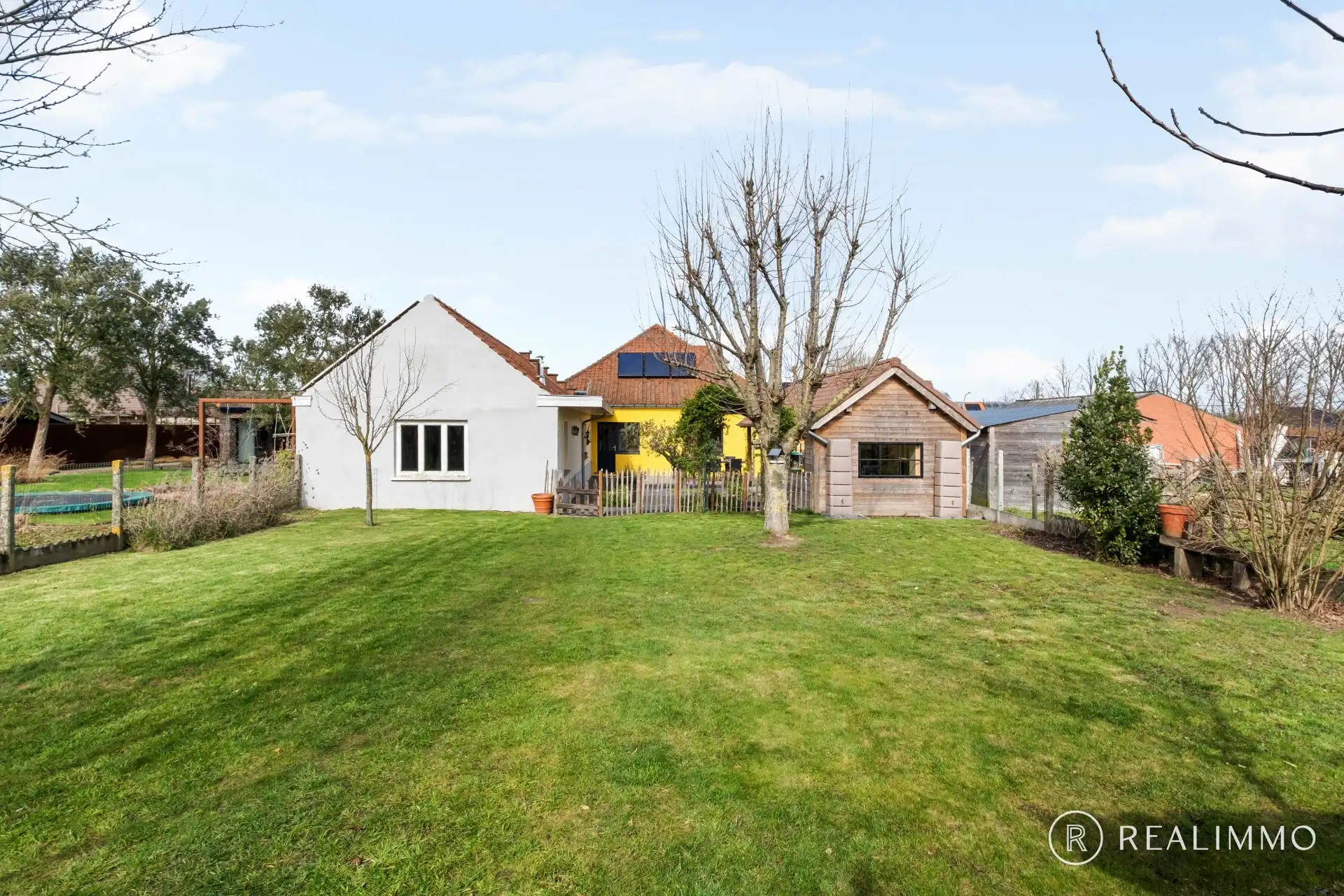 Gerenoveerde landelijk gelegen woning op 1731 m² foto 23