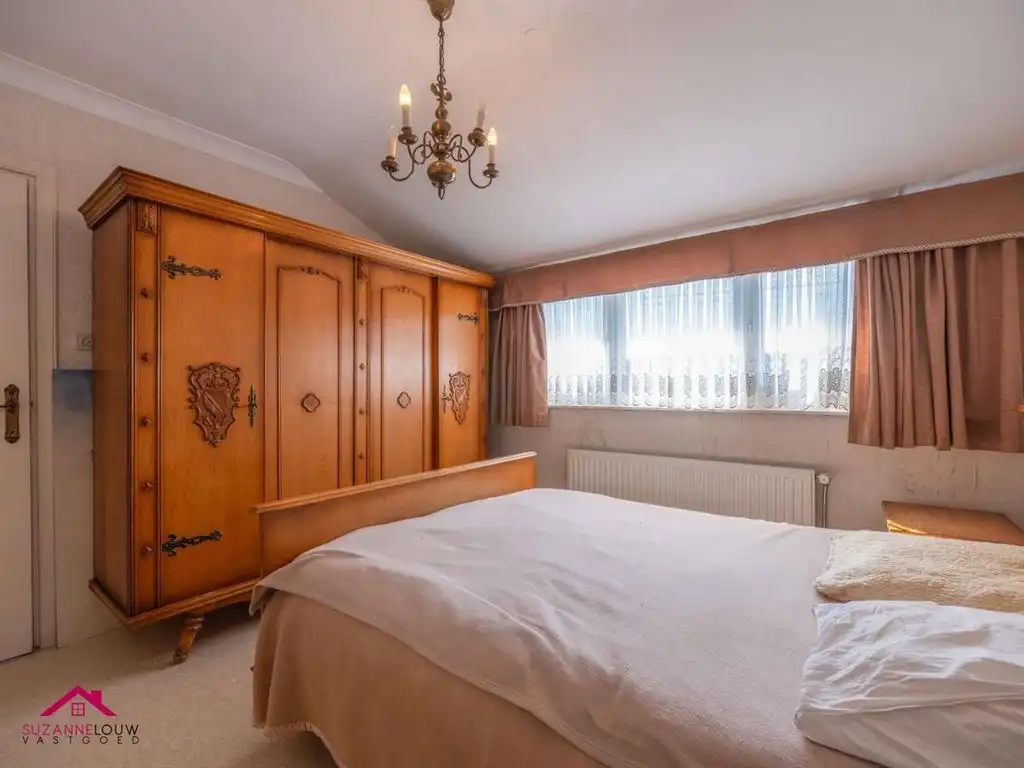 Te renoveren woning op ruim perceel foto 35