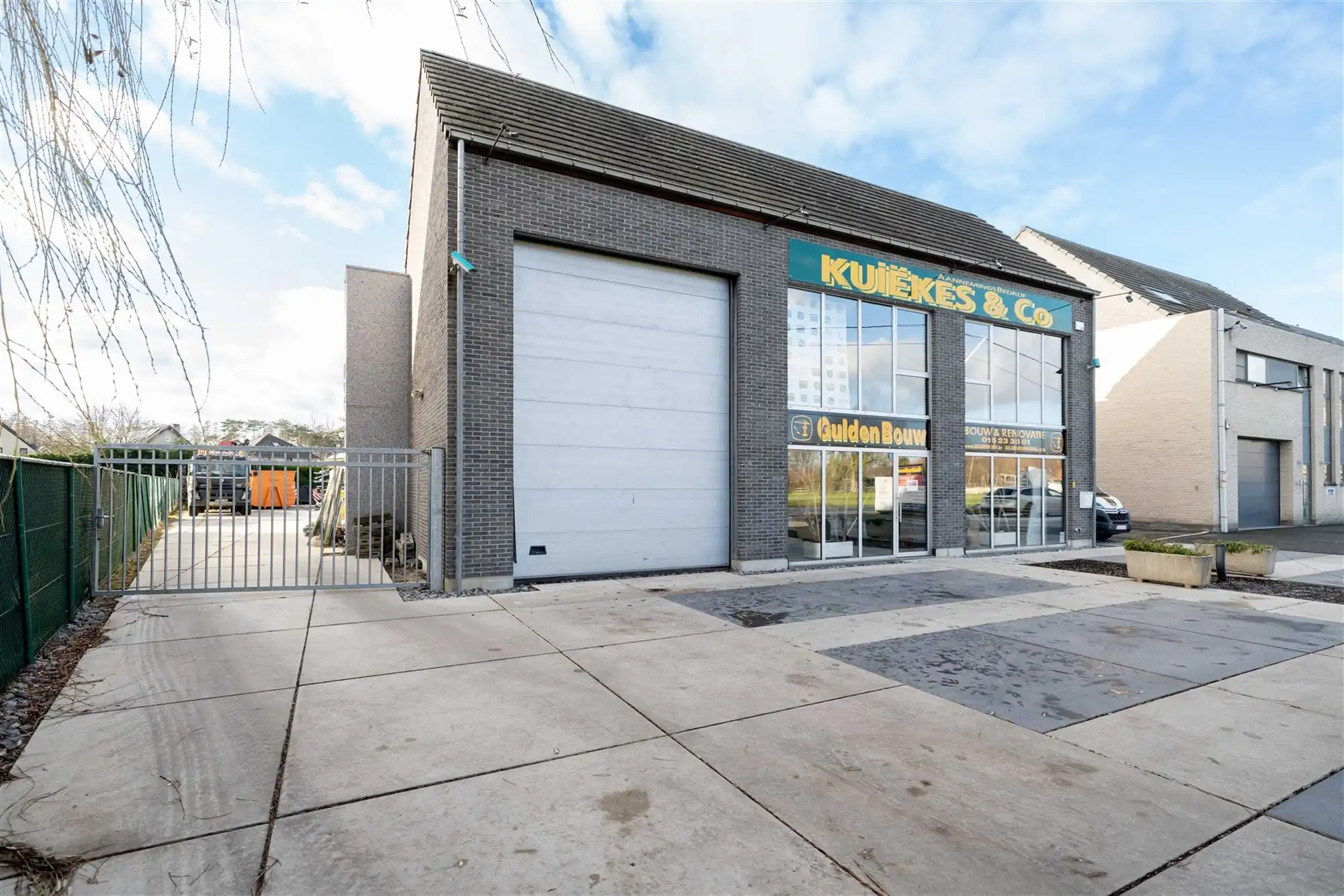 Prachtig recent handelspand in Heist-op-den-Berg te huur! foto 3